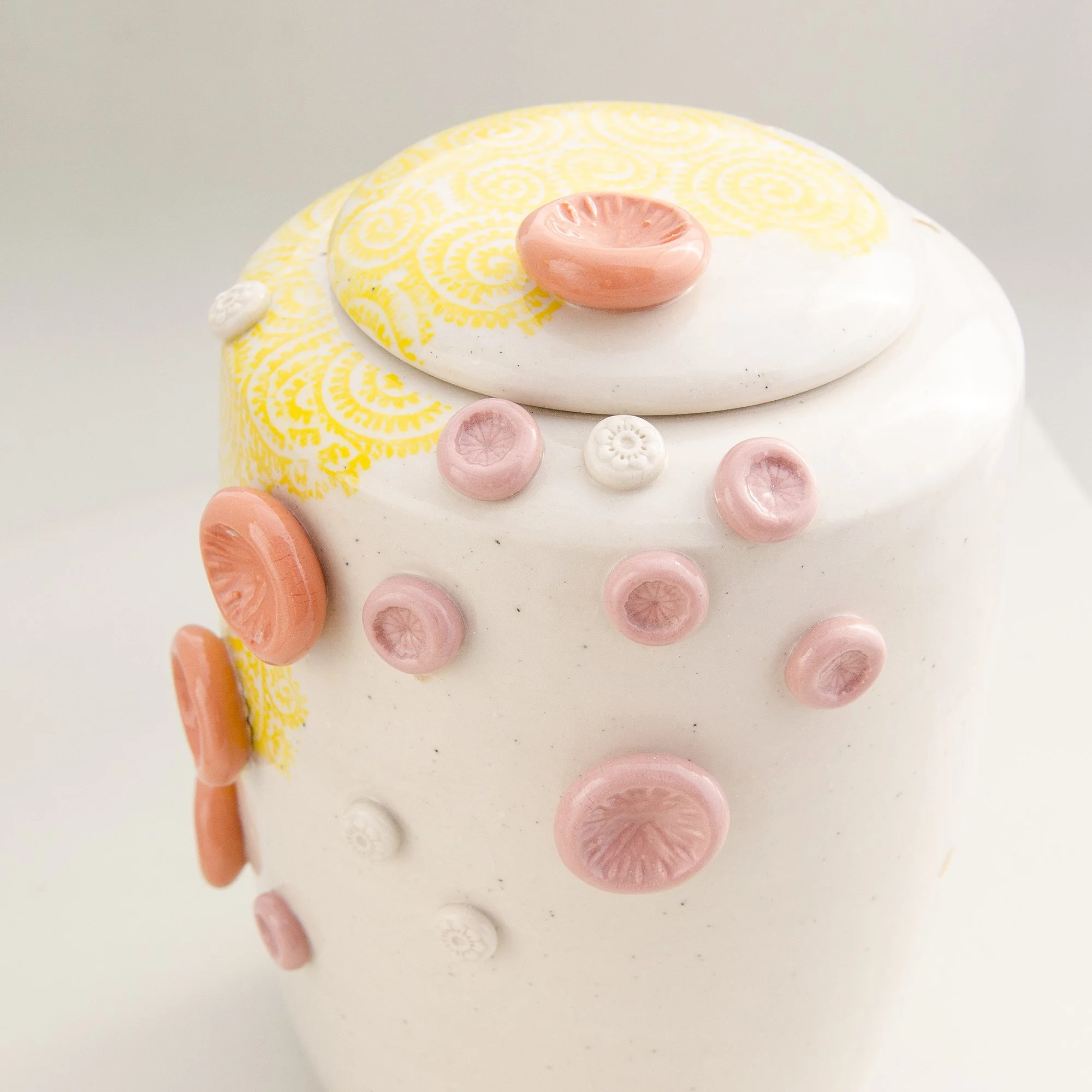 handmade-ceramic-urn_18.jpg
