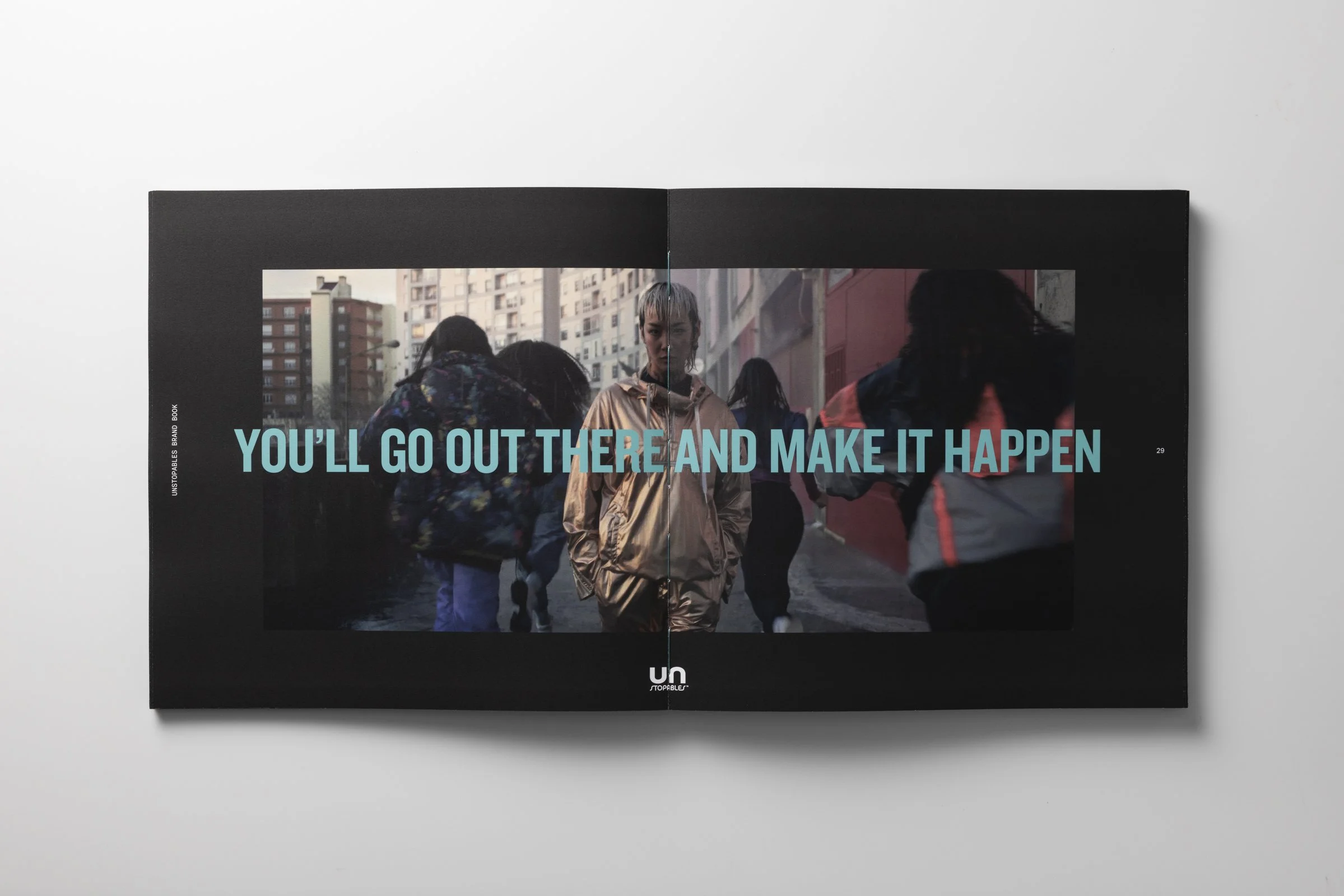 UNSTOPABLES-BRAND-BOOK-19-LOW.JPG