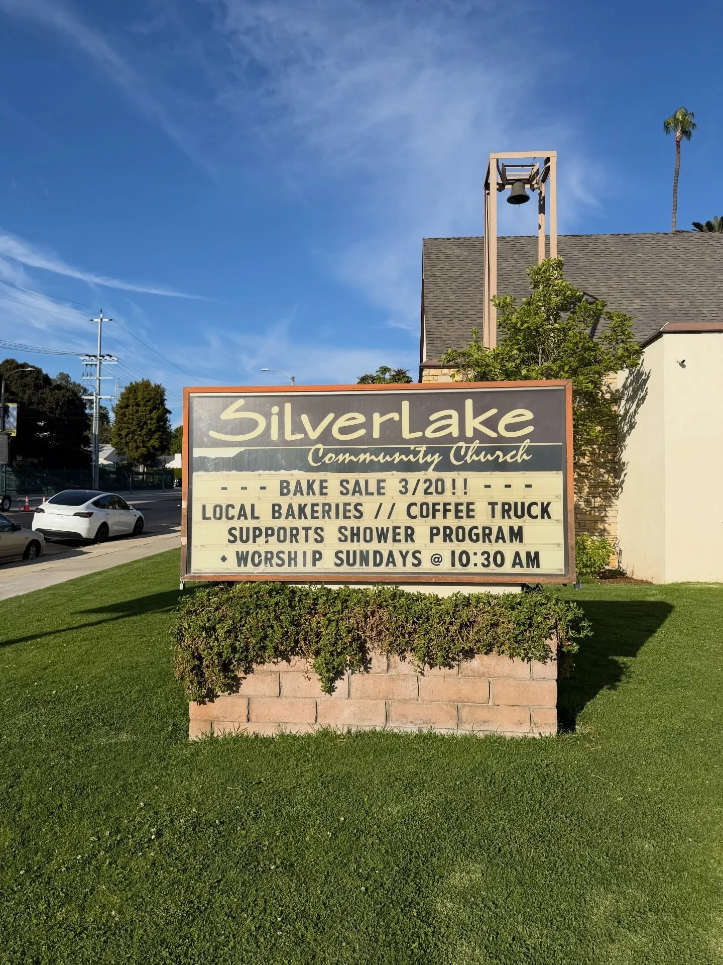 Tomorrow is the BAKE SALE to support the shower truck that we host every Saturday in partnership with @selahnhc 💧This is great opportunity to give back and also pick up some amazing baked goods from your fav local bakeries 🧁 Come by from 2pm-7pm Ma