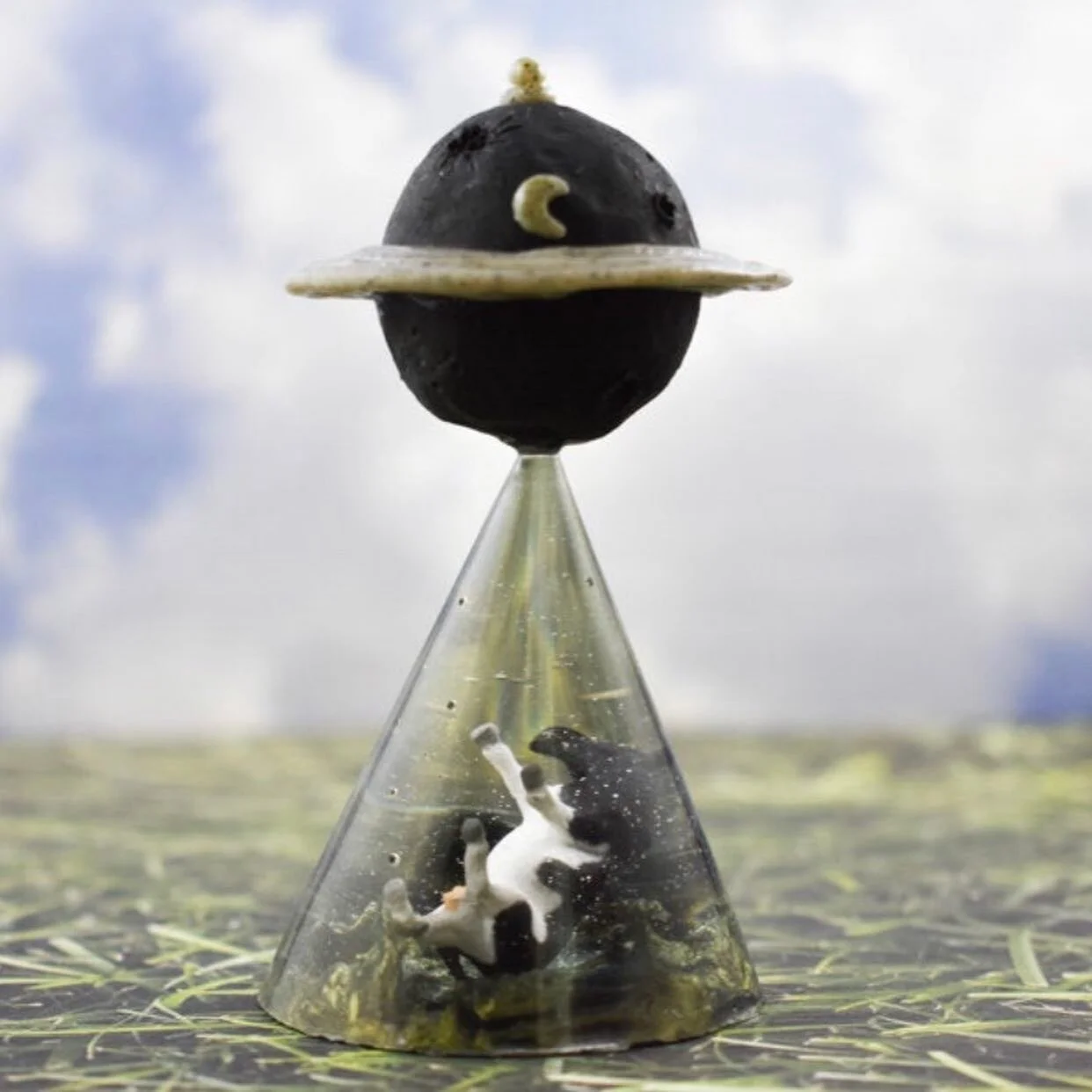 The Gris Planetship 🪐

#ovni #ufos #ovnis #mufon #ufofiles #ufology #roswell #ufologia #area51👽 #ufohunter #spaceship #spacecraft #ufocatcher #spaceships #unidentified #ufosighting #flyingobjects #ufosightings #flyingsaucer #phenomenon #flyingsauce