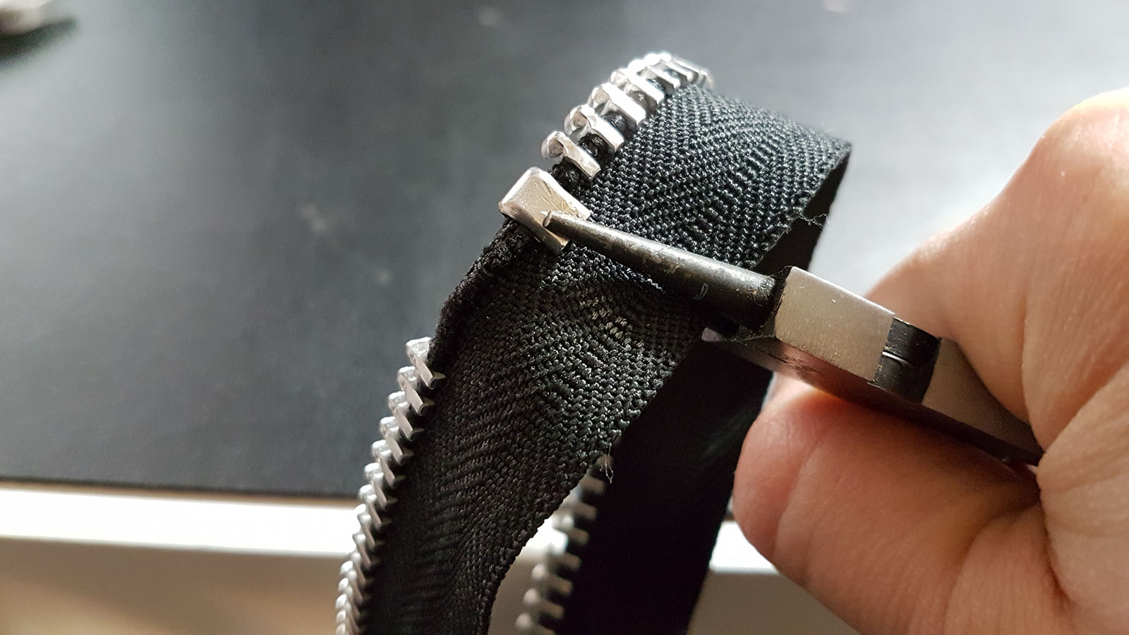 The Lazy Cosplayer's Guide: How To Shorten a Metal Zipper — Ultima Cosplay