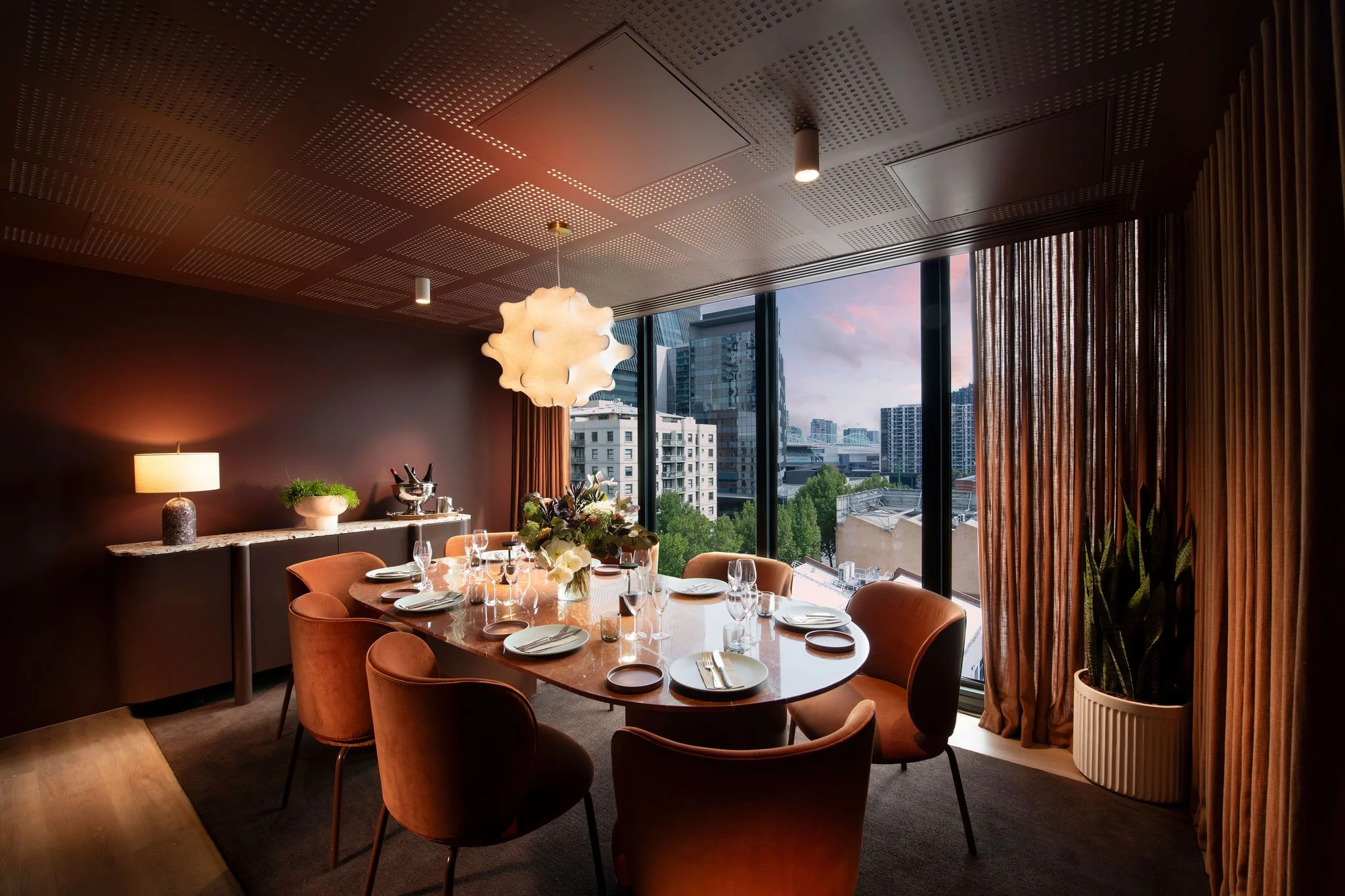 PrivateDiningRoom.jpg