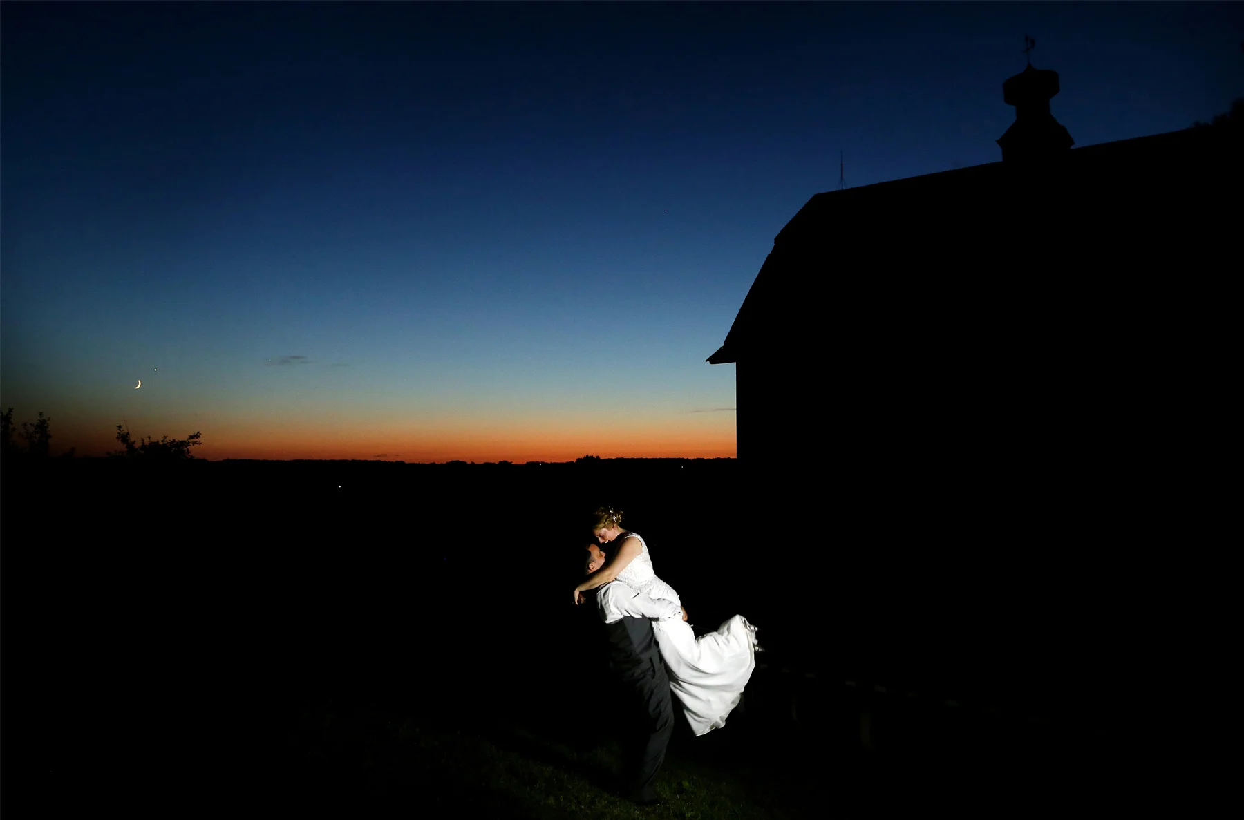 19-Minneapolis-Minnesota-Wedding-Photography-by-Vick-Photography-Minnesota-Harvest-Apple-Orchard-Night-Photography-Emilie-&-Giovanni.jpg
