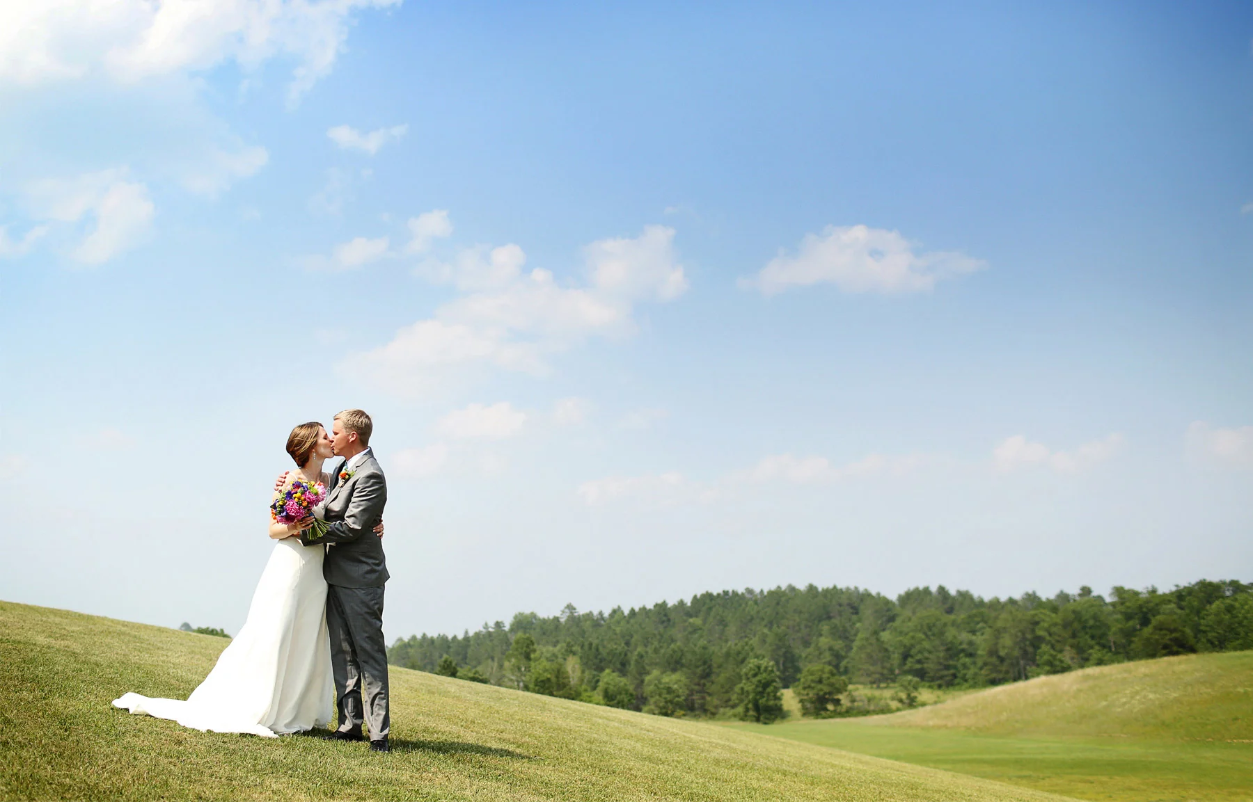 07-Wisconsin-Wedding-Photography-by-Vick-Photography-Destination-Wedding-Midwest-Trego-Field-First-Look-Brittany-&-Matthew.jpg