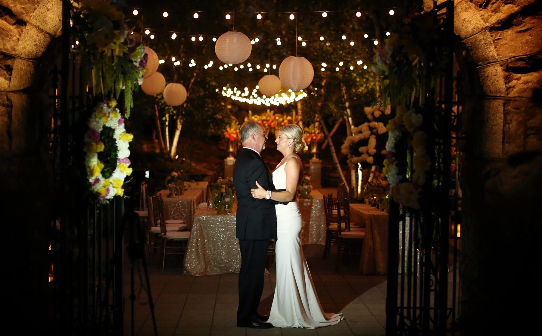 15-Minneapolis-Minnesota-Wedding-Photography-by-Vick-Photography-Van-Dusen-Mansion-Night-Photography-Jenny-&-Steve.jpg
