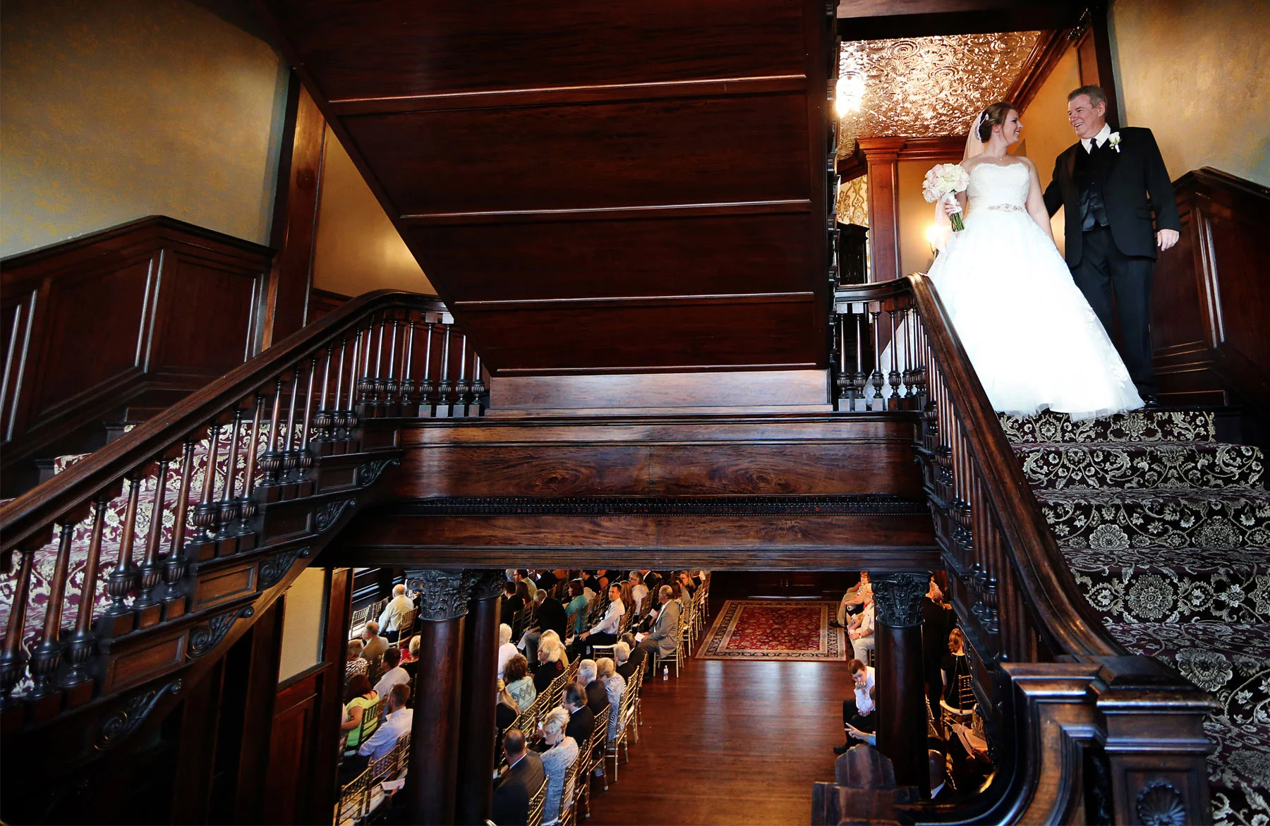 11-Minneapolis-Minnesota-Wedding-Photography-by-Vick-Photography-Semple-Mansion-Ceremony-Grand-Staircase-Caitlin-&-Derrick.jpg