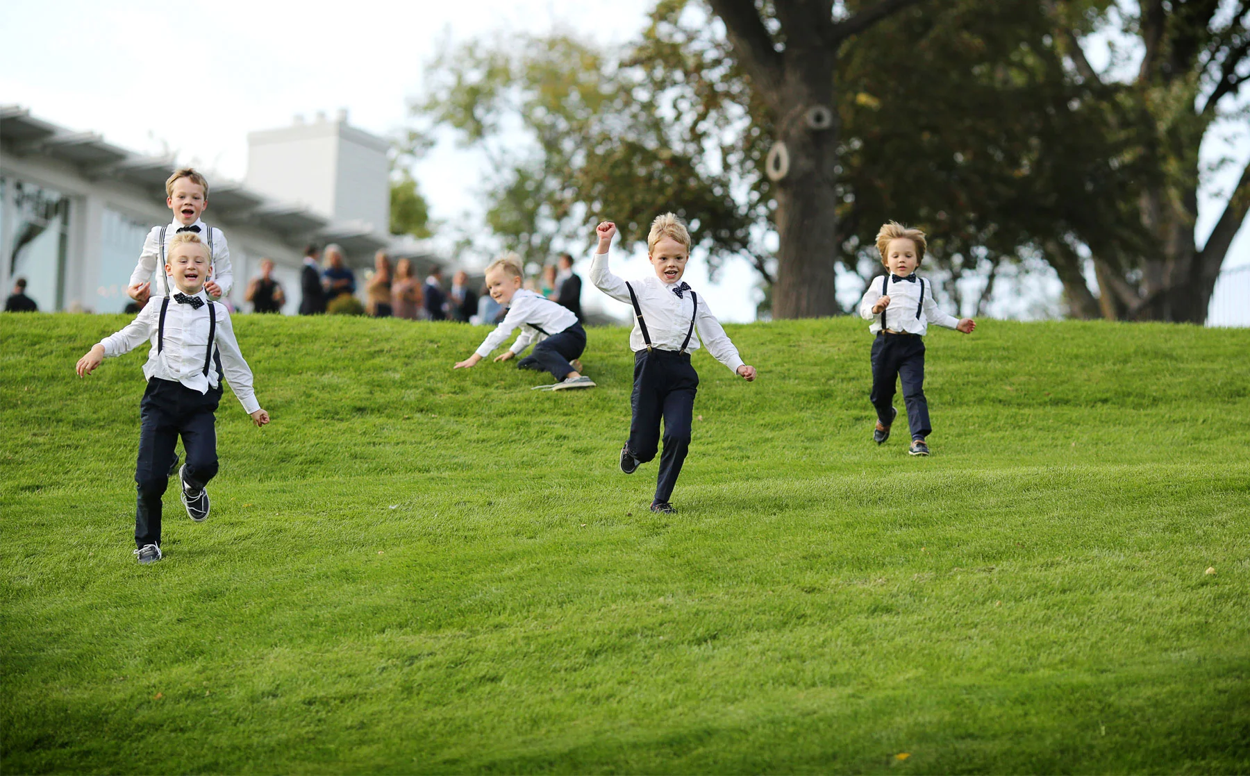 16-Minneapolis-Minnesota-Wedding-Photography-by-Vick-Photography-Woodhill-Country-Club-Golf-Course-Boys-Tux-Elle-and-Tyler.jpg