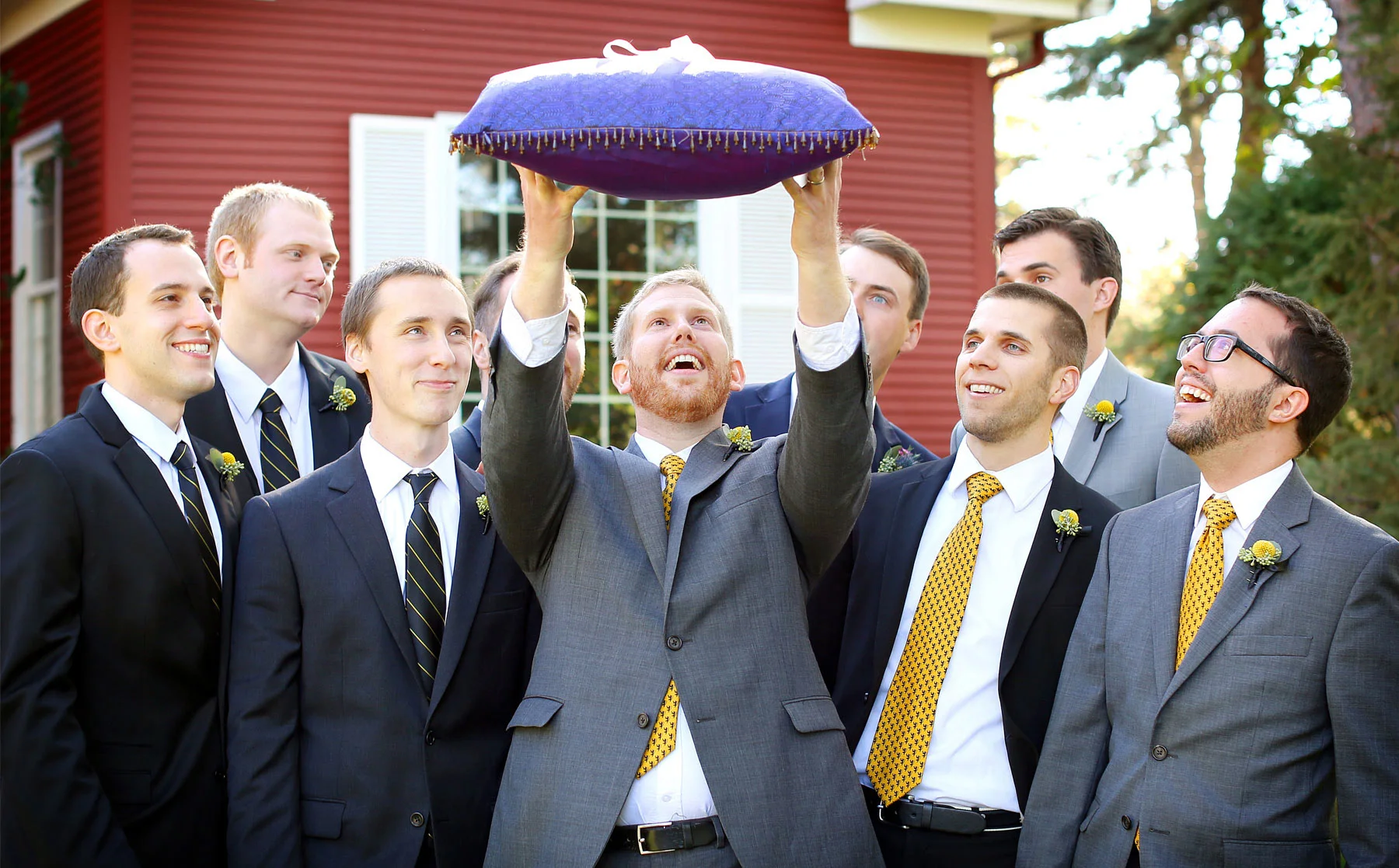 08-Minneapolis-Minnesota-Wedding-Photography-by-Vick-Photography-Red-Barn-Groomsmen-Madeline-&-Matt.jpg