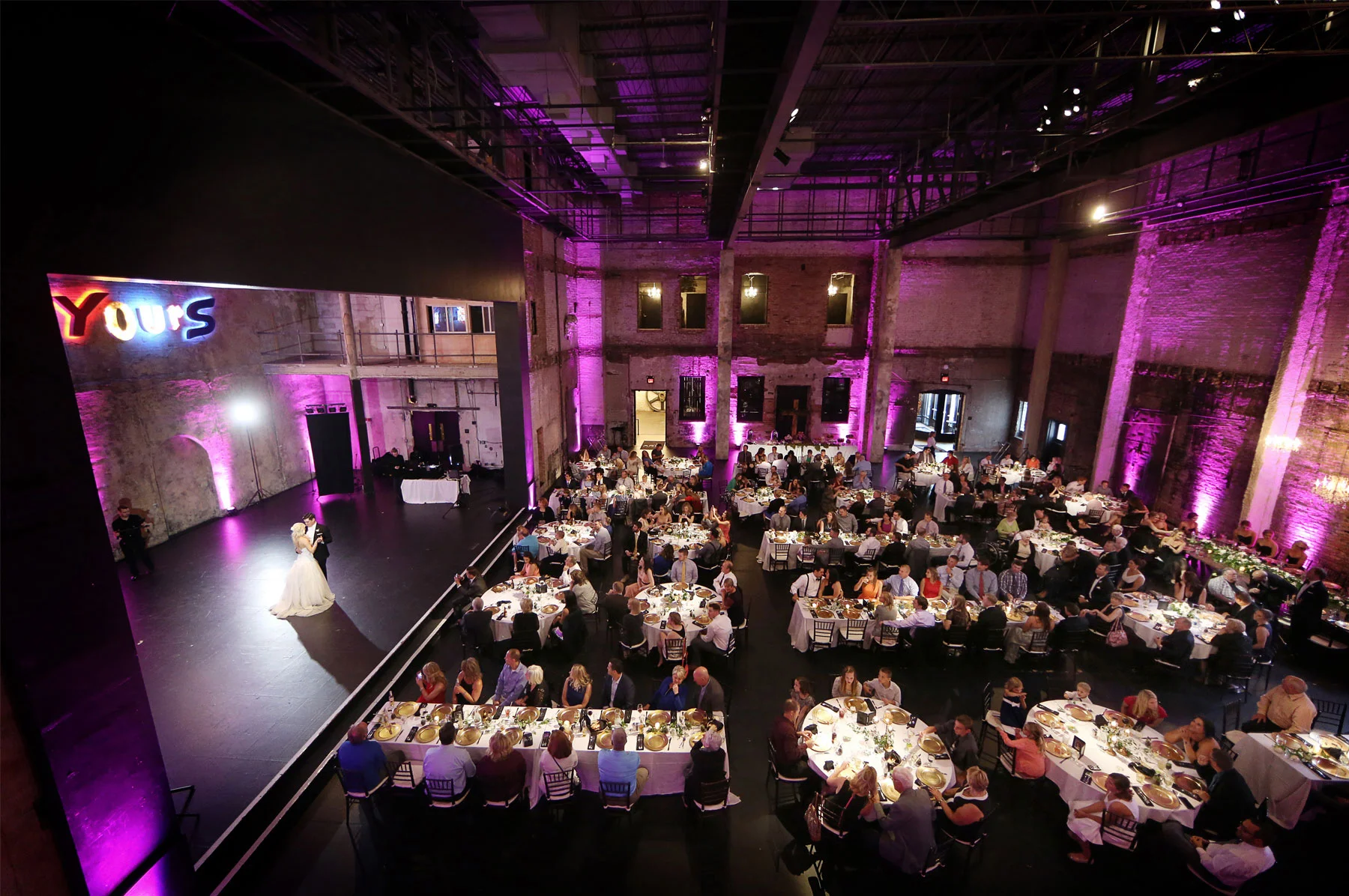 20-Minneapolis-Minnesota-Wedding-Photography-by-Vick-Photography-Aria-Downtown-Industrial-Reception-First-Dance-Nikki-and-Scott.jpg