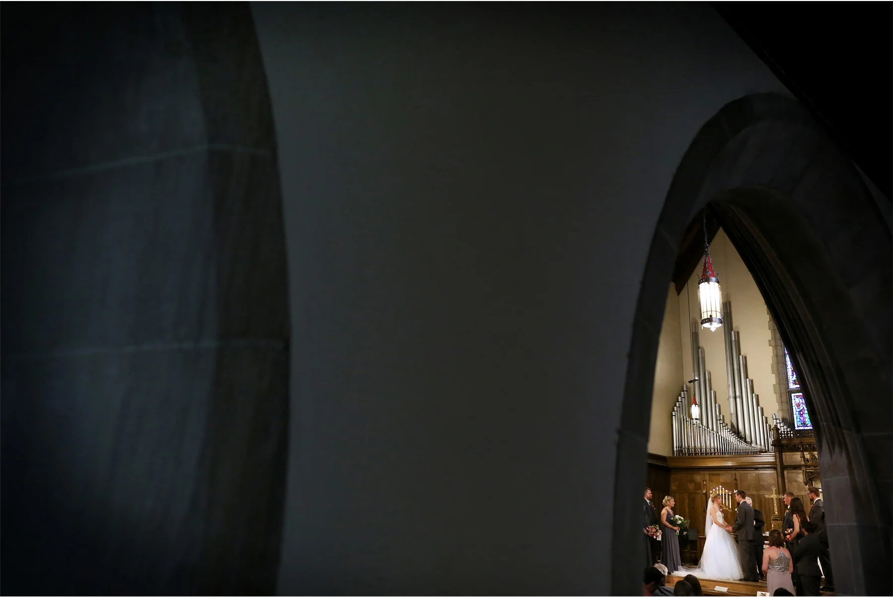 11-Minneapolis-Wedding-Photography-by-Vick-Photography-Hamline-Church-United-Methodist-Ceremony-Kasie-and-Joshua.jpg