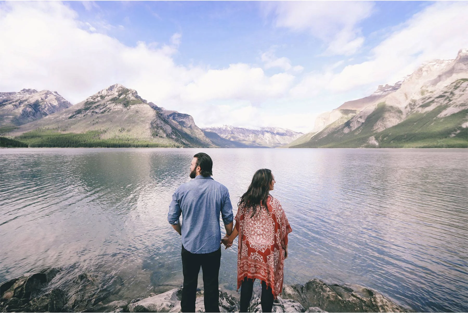 08-Banff-Canada-Engagement-Photography-by-Vick-Photography-Lake-Louise-Mountains-Lizz-and-Brady.jpg