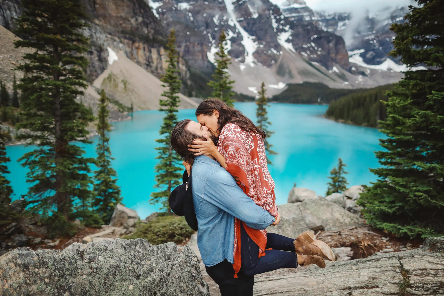 11-Banff-Canada-Engagement-Photography-by-Vick-Photography-Lake-Louise-Mountains-Cowboy-Hat-Lizz-and-Brady.jpg