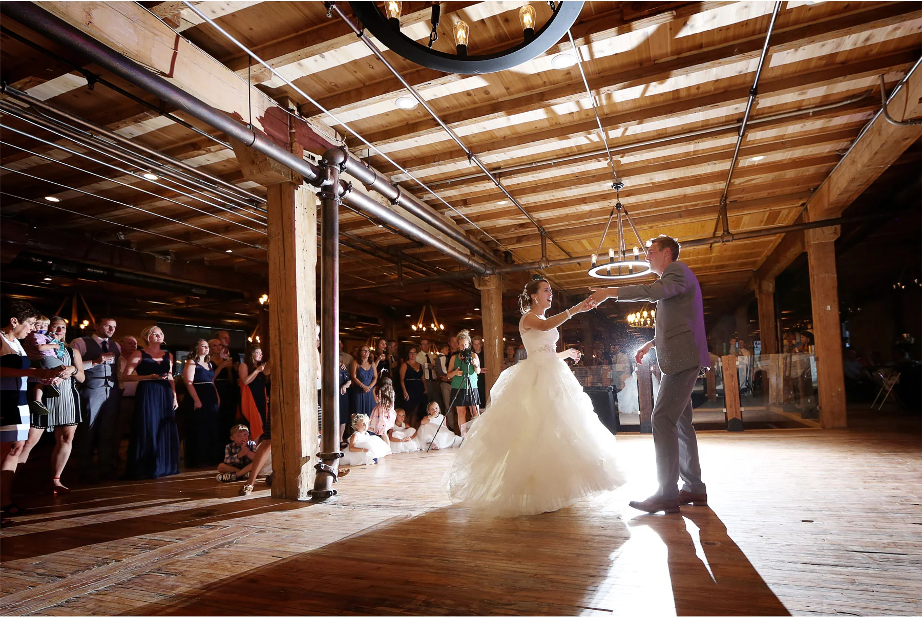 23-Minneapolis-Minnesota-Wedding-Photography-by-Vick-Photography-The-View-Minneapolis-Event-Center-Reception-First-Dance-Brigid-and-Ernie.jpg