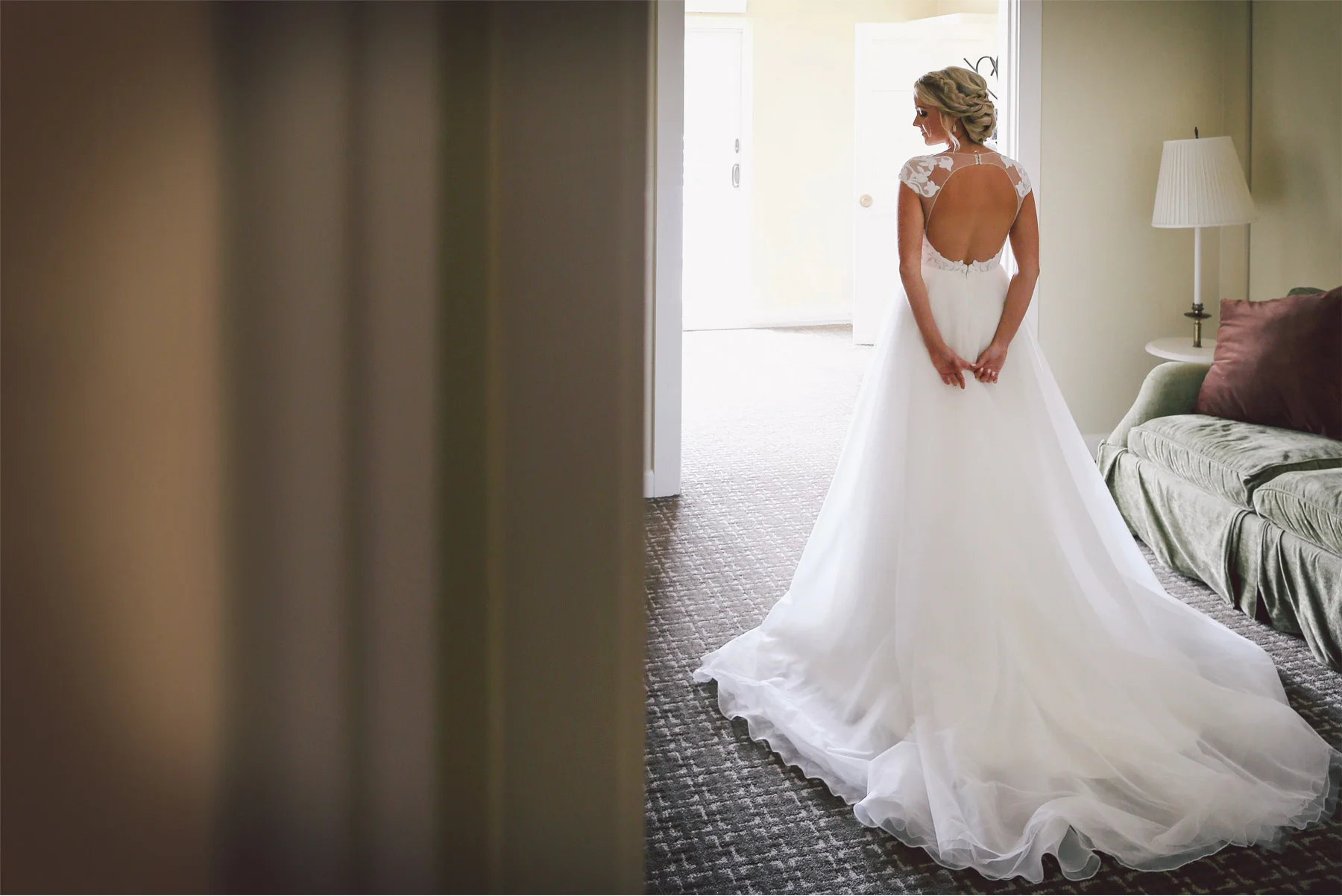 01-Minnetonka-Minnesota-Wedding-Photography-by-Vick-Photography-Wedding-Dress-Morning-Getting-Ready-Jennifer-and-Adam.jpg