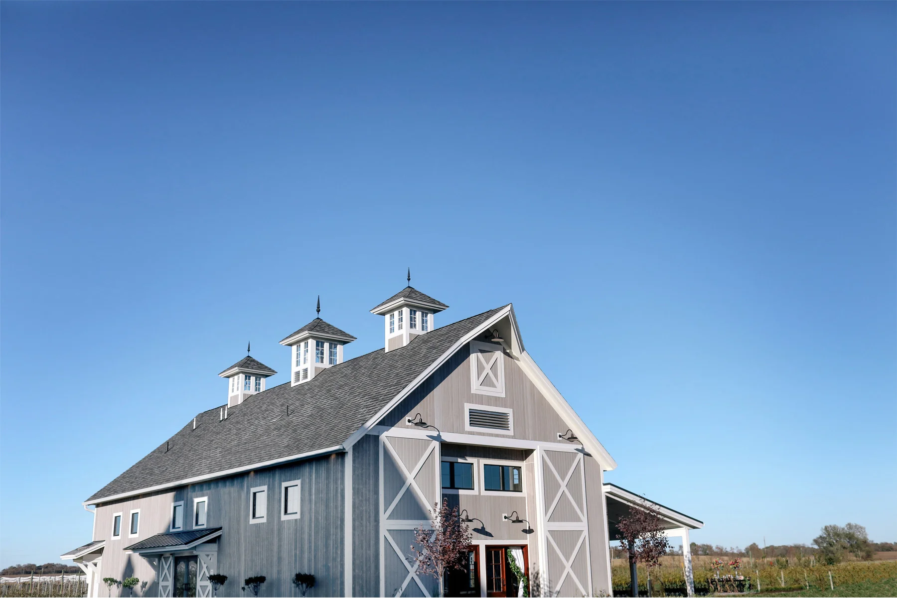 01-Ashery-Lane-Farm-Minneapolis-Minnesota-Wedding-Styled-Shoot-New-Venue-Barn-Orchard-Vineyard.jpg
