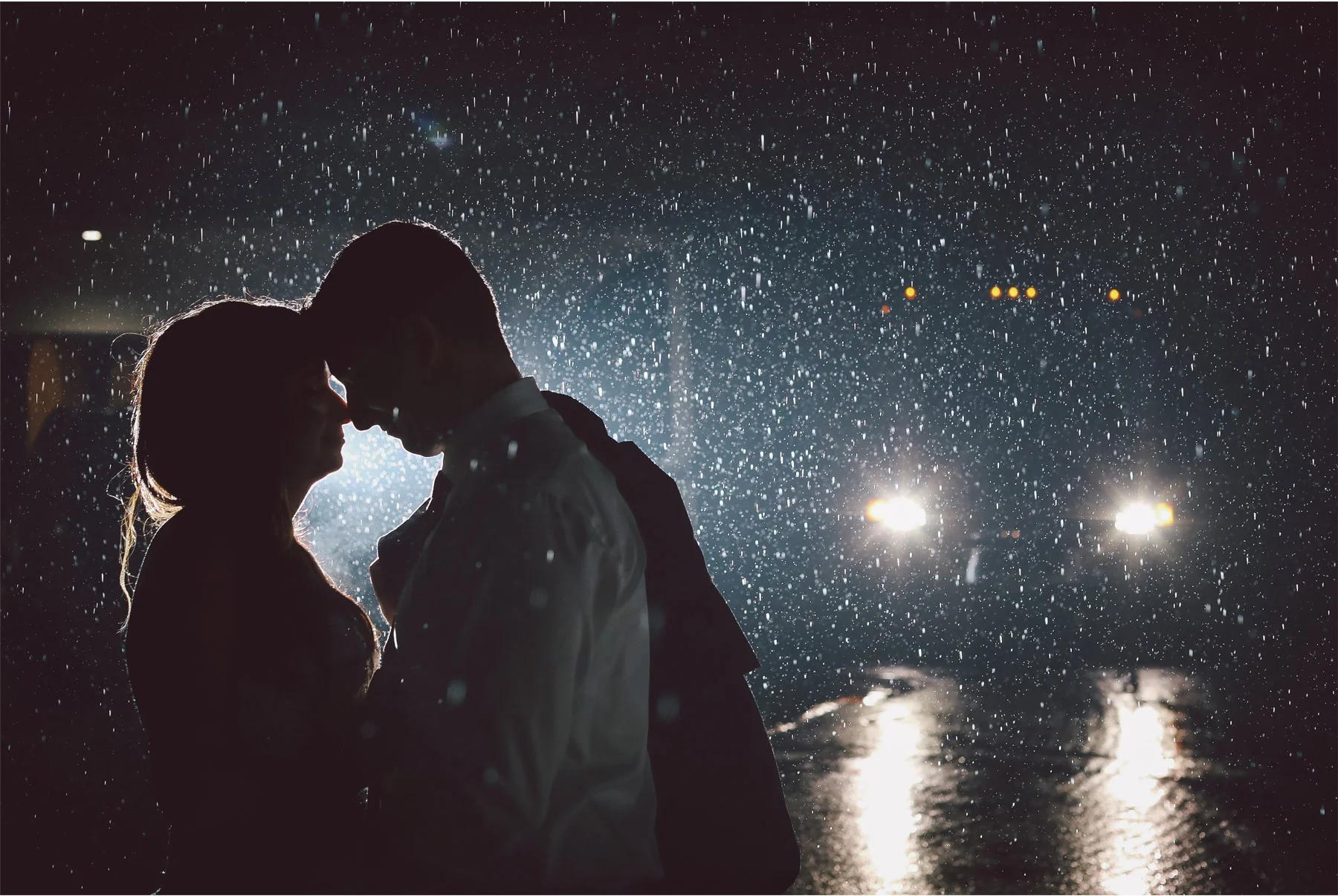 18-Minneapolis-Minnesota-Wedding-Photography-by-Vick-Photography-Lafayette-Club--Rain-Snow-Bride-and-Groom-Night-Photography-Jana-and-Matt.jpg