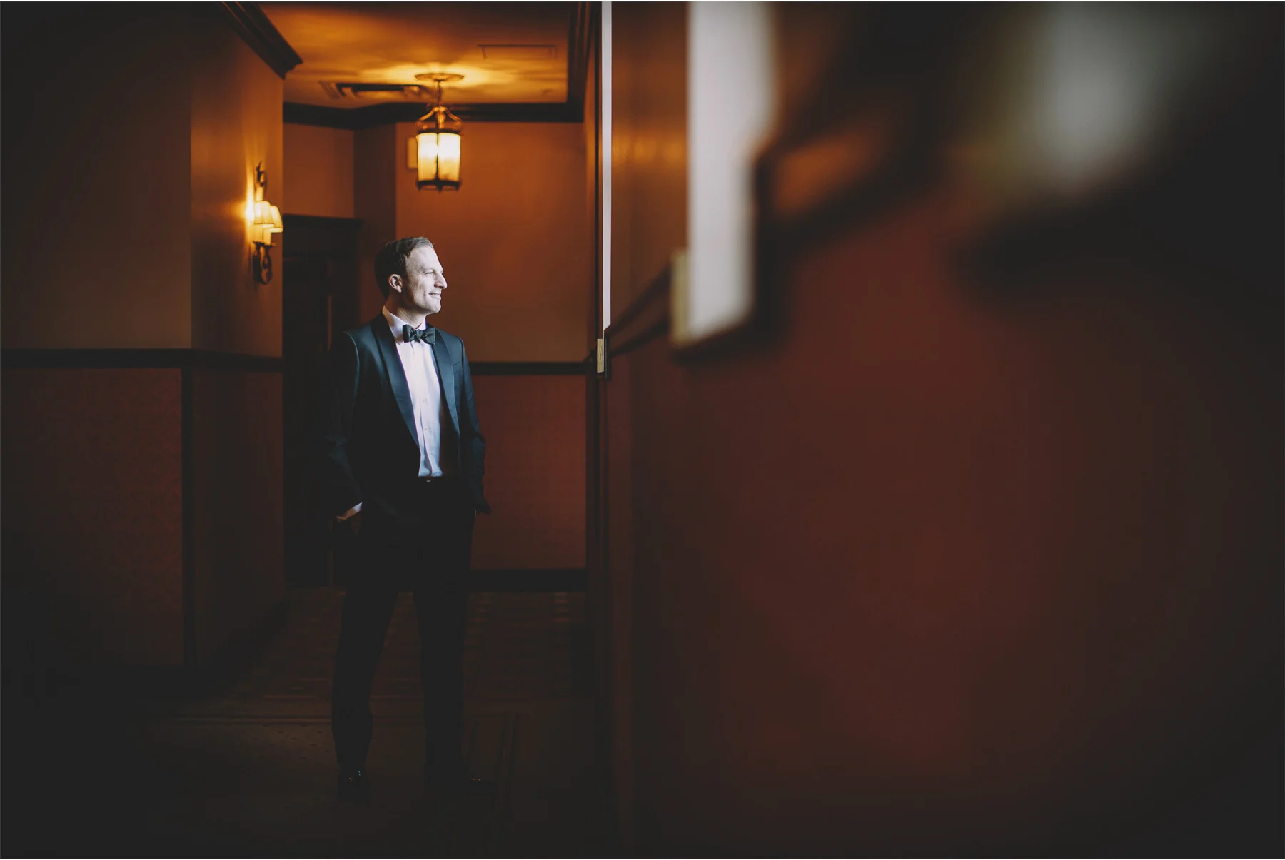 06-Minneapolis-Minnesota-Wedding-Photographer-by-Vick-Photography-Machine-Shop-Groom-Alyssa-and-Garron.jpg