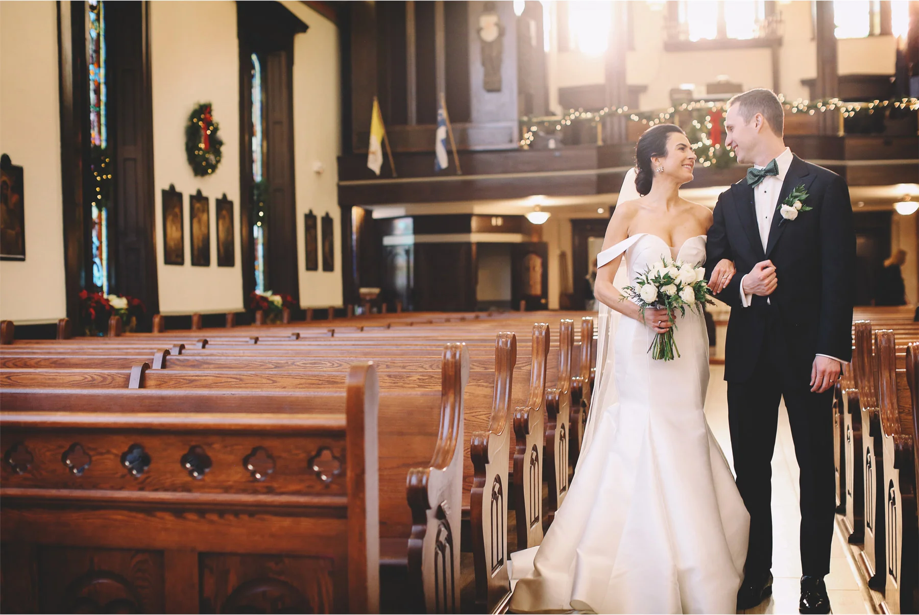 09-Minneapolis-Minnesota-Wedding-Photographer-Andrew-Vick-Photography-Christmas-Holiday-Bride-and-Groom-Our-Lady-of-Lourdes-Allison-and-Steve.jpg