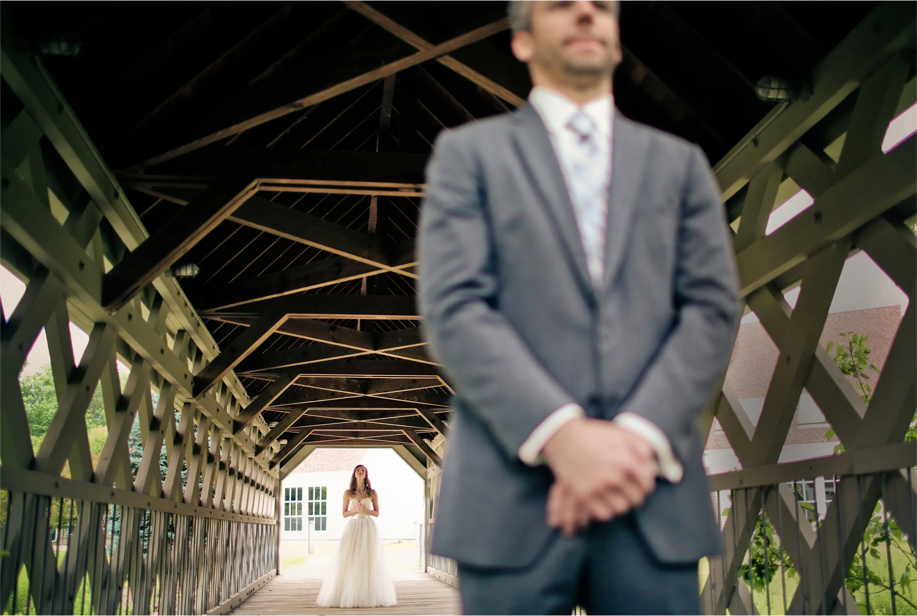 03-Minneapolis-Minnesota-Wedding-Photographer-by-Andrew-Vick-Photography-Summer-Upper-Room-Chuch-First-Meeting-Bride-Groom-Dress-Vintage-Katie-and-Travis.jpg