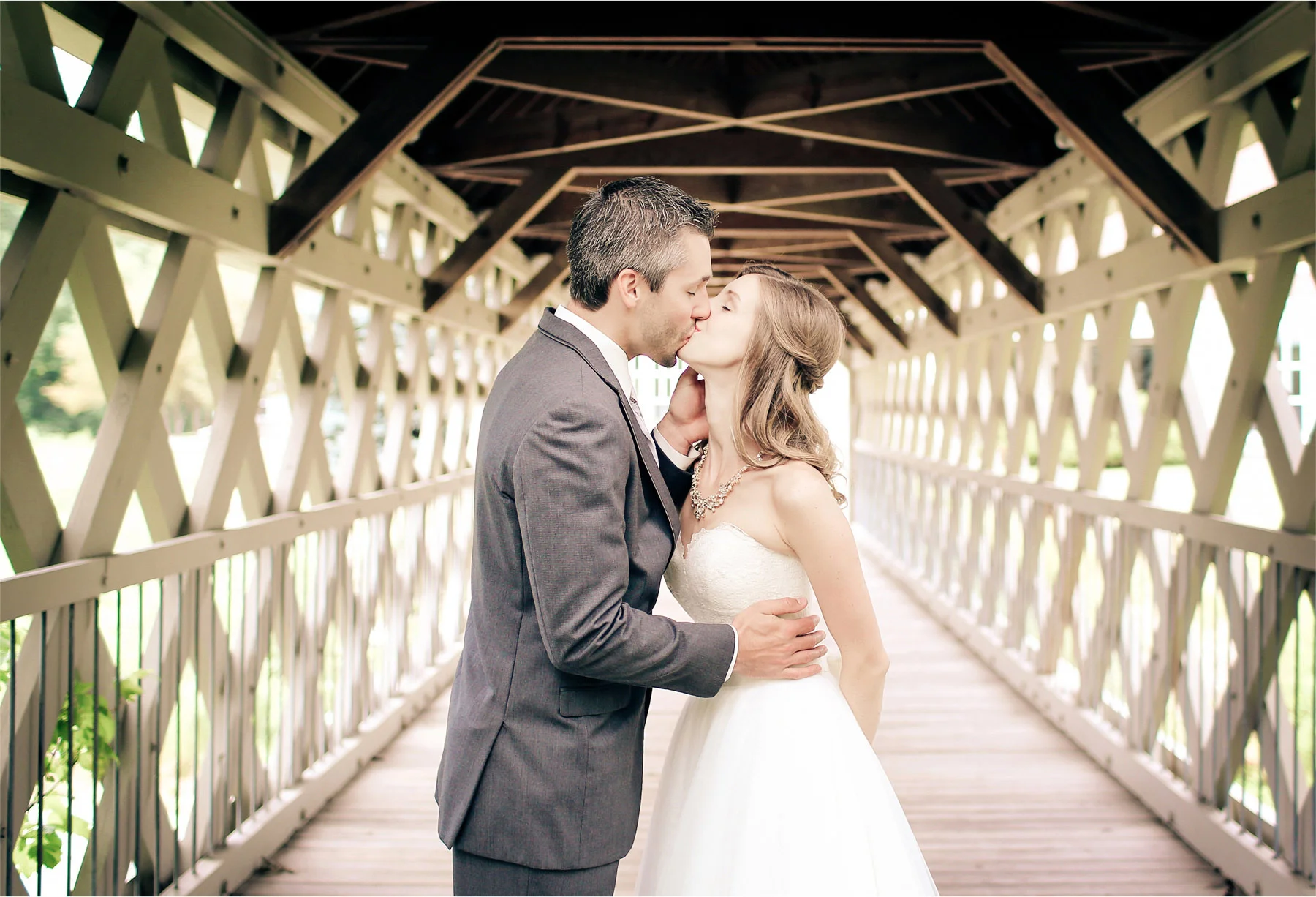 05-Minneapolis-Minnesota-Wedding-Photographer-by-Andrew-Vick-Photography-Summer-Upper-Room-Chuch-First-Meeting-Bride-Groom-Kiss-Vintage-Katie-and-Travis.jpg