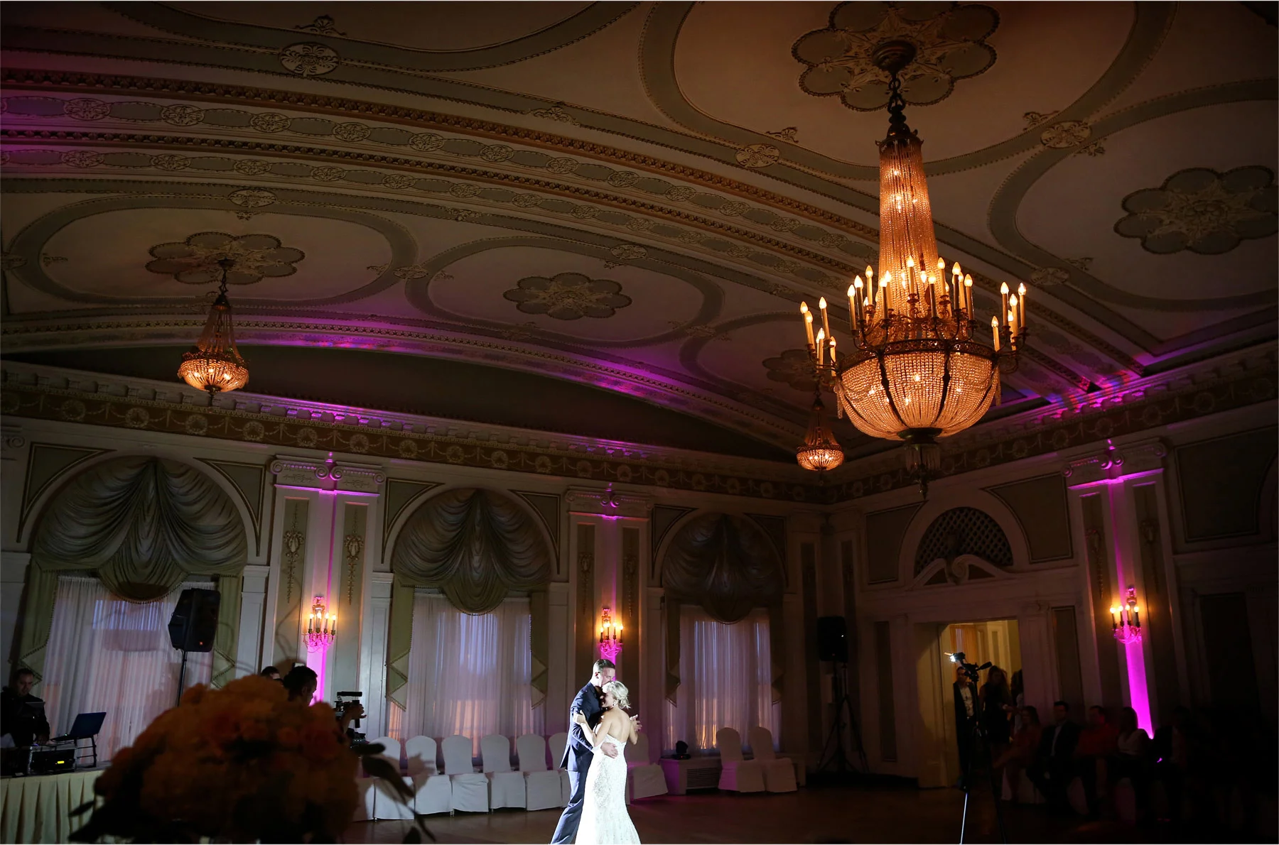 22-Duluth-Minnesota-Wedding-Photographer-by-Andrew-Vick-Photography-Summer-Greysolon-Ballroom-Reception-Bride-Groom-Dance-Lindsey-and-Adam.jpg