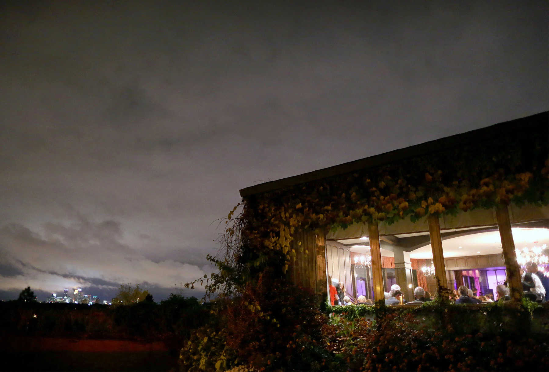 21-Saint-Paul-Minnesota-Wedding-Photographer-by-Andrew-Vick-Photography-Fall-Autumn-Town-and-Country-Club-Reception-Minneapolis-Skyline-Night-Kathryn-and-Sam.jpg