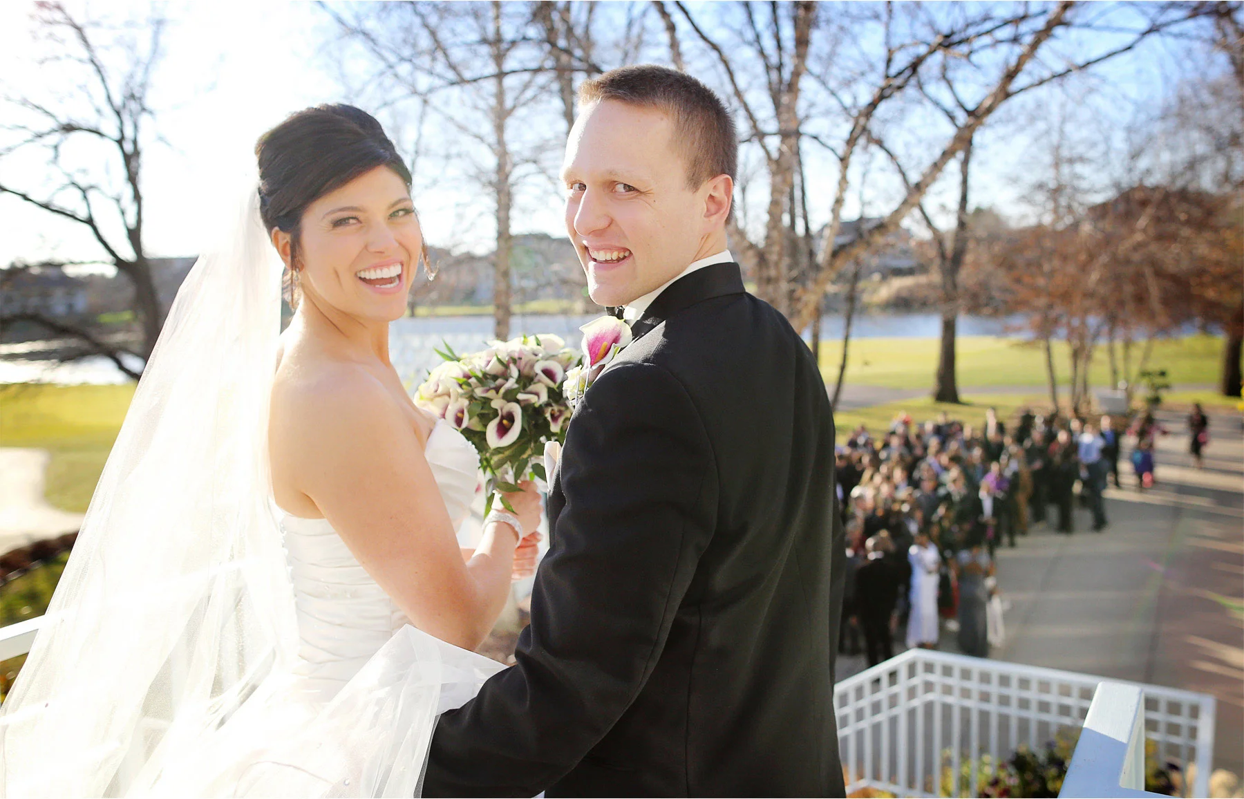 13-Eden-Prairie-Minnesota-Wedding-Photographer-by-Andrew-Vick-Photography-Fall-Autumn-Bearpath-Golf-Country-Club-Bride-Groom-Guests-Brittany-and-Ryan.jpg