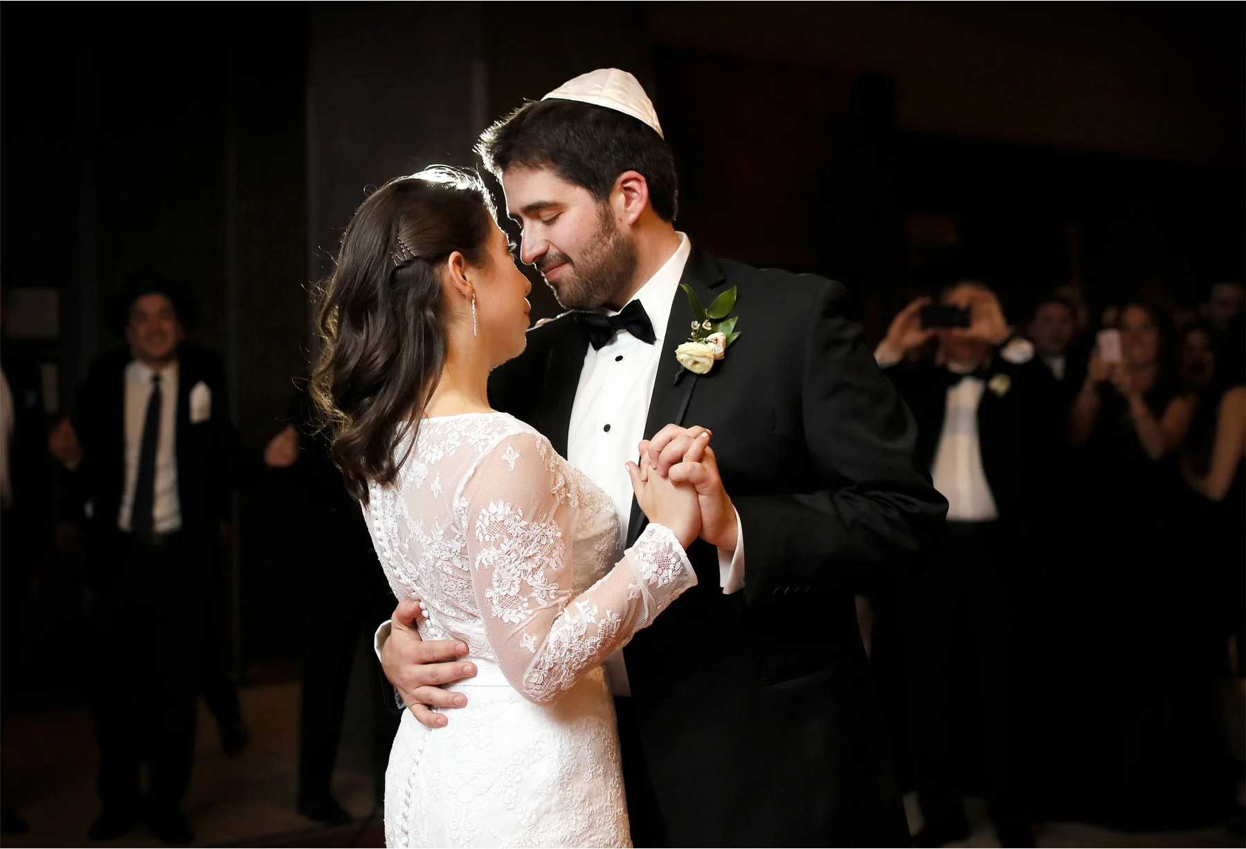 14-Minneapolis-Minnesota-Wedding-Photographer-by-Andrew-Vick-Photography-Winter-Hyatt-Regency-Hotel-Reception-Bride-Groom-Dance-Yarmulke-Amy-and-Jordan.jpg