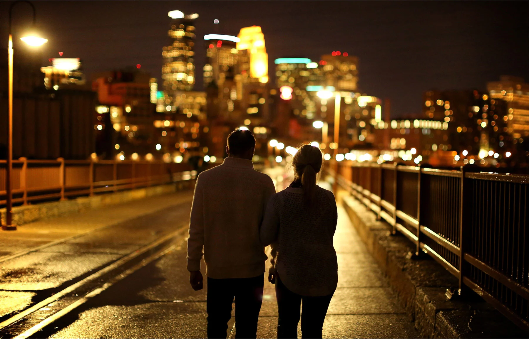 10-Minneapolis-Minnesota-Wedding-Photographer-by-Andrew-Vick-Photography-Fall-Autumn-Engagement-Bride-Groom-Downtown-Skyline-Stone-Arch-Bridge-Night-Silhouette-Mallory-and-Kyle.jpg
