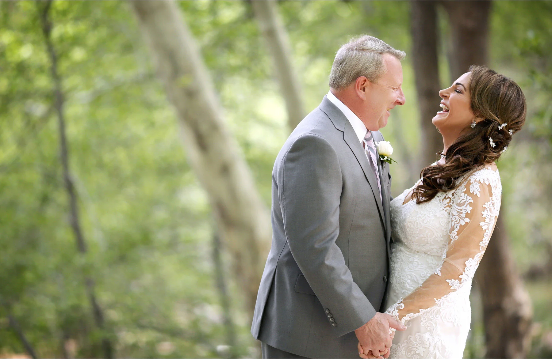 10-Sedona-Arizona-Wedding-Photographer-by-Andrew-Vick-Photography-Spring--LAuberge-de-Sedona-Resort-First-Meeting-Look-Bride-Groom-Laughter-Barbara-and-Mike.jpg