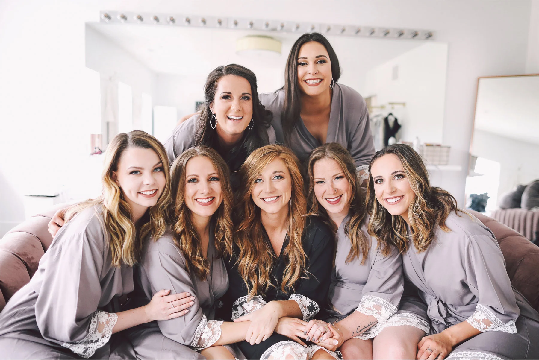 01-Minneapolis-Minnesota-Wedding-Photography-by-Andrew-Vick-Photography-Hutton-House-Bridesmaids-Robes-Getting-Ready-Kelsey-and-Matt.jpg