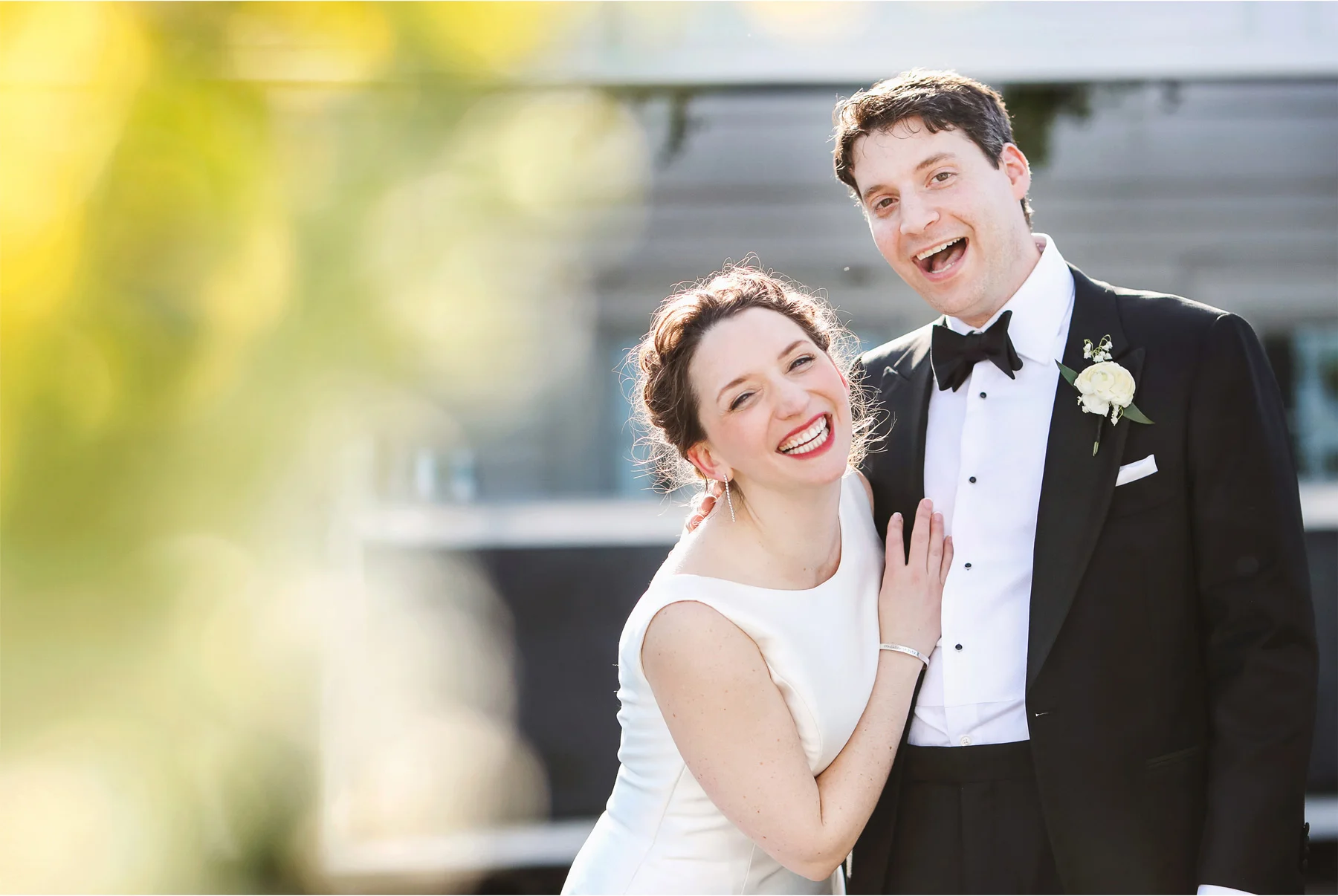 12-Minneapolis-Minnesota-Wedding-Andrew-Vick-Photography-Minikahda-Country-Club-Outdoor-Summer-Bride-Groom-Ashton-and-Kevin.jpg