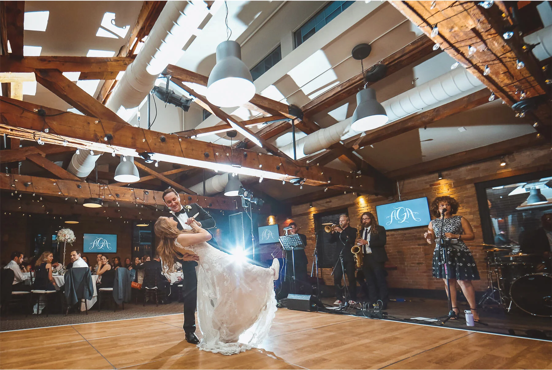 18-Minnesota-Wedding-Vick-Photography-Minneapolis-Event-Centers-First-Dance-Reception-Amy-and-Avi.jpg