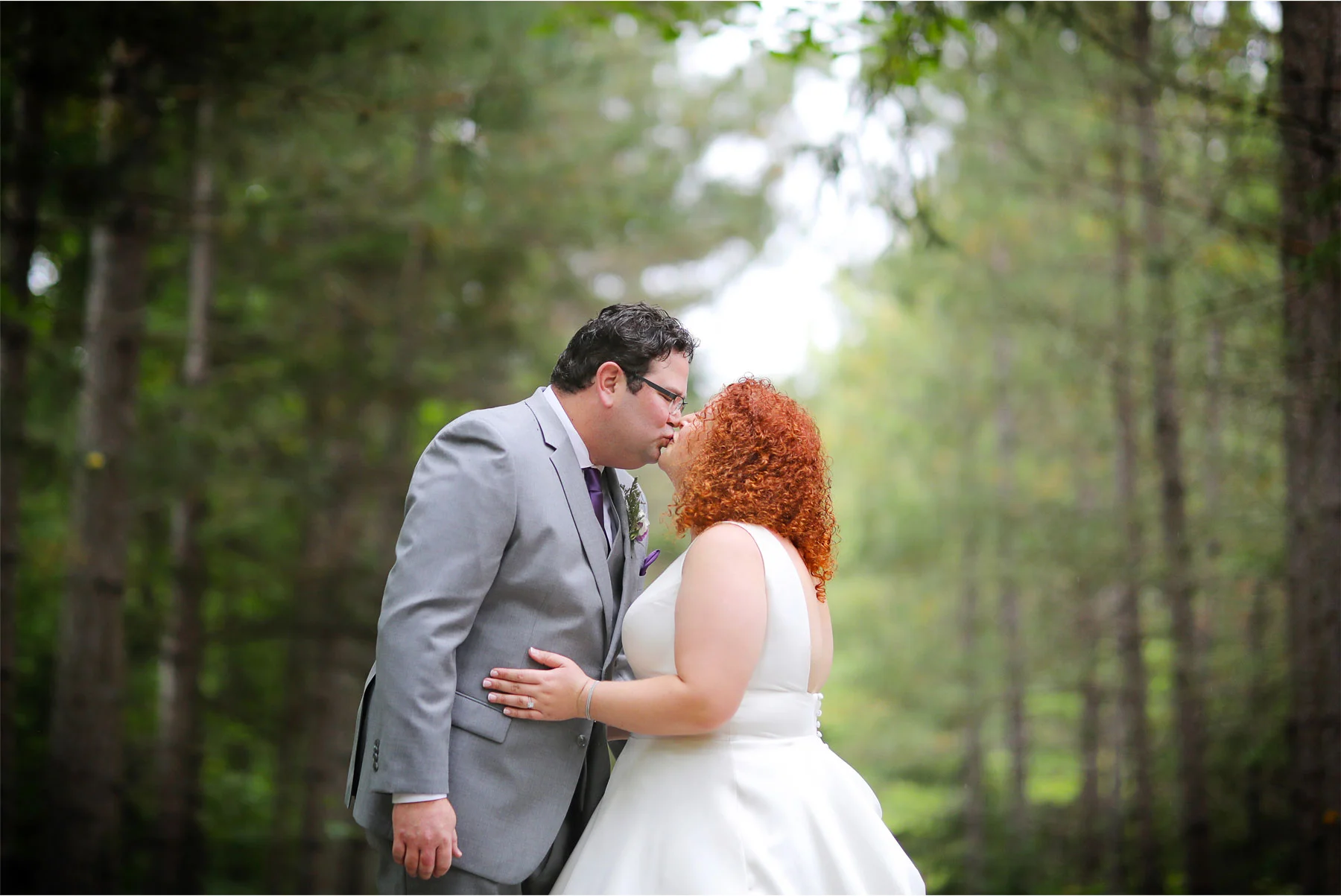 04-Vick-Photography-Wedding-Brainerd-Minnesota-Cabin-Woods-Rustic-Bride-Groom-First-Look-Woods-Kaycee-and-Mitchell.jpg