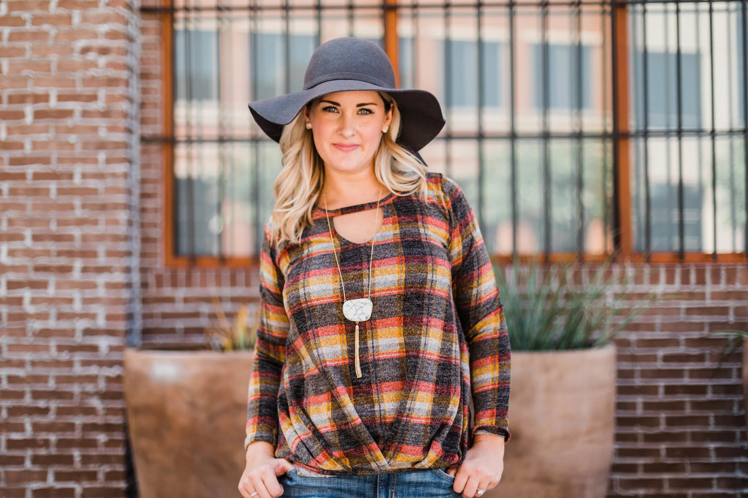 Image for blogger @asanderson08 styling for @shopellableu