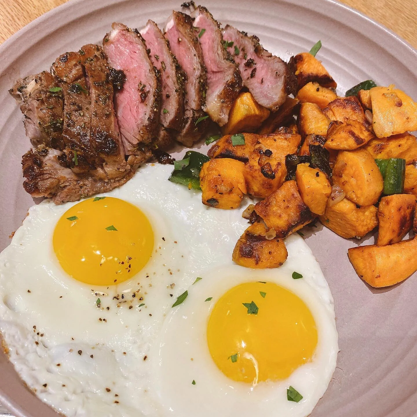 #BrunchClub @ Crust&amp;Craft, Rehoboth Beach, DE

Some pictures of last weekends Brunch Club, breakfast pizza, grilled octopus, fresh ricotta, delicious steak and my favorite, awesome treats by @pastrychefdru at one of @sodelconceptsde awesome resta
