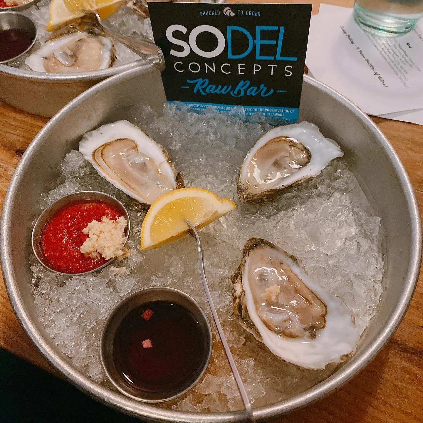 Another great meal from @sodelconceptsde Bluecoast in Rehoboth Beach, just 5 minutes from our studio 🦪 

⁣📸: @drimedia 

.⁣
.⁣
.⁣
.⁣
.⁣
#accommodation #airbnbsuperhost #airbnbhomes #resortliving #vacationrental #vrbo #homeawayfromhome #vacationhous