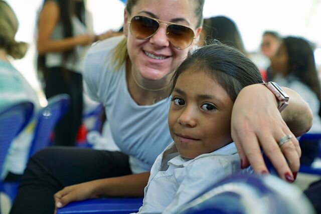 Rebuilding schools and impacting lives 💙

@downeygirl

@glasswingi #OKOWElsal2020 #makeadifference #giveback #soyvoluntario #developingcountries #supporteducation