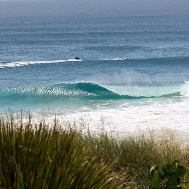 Good ol cyclone Gita swell coming through a while ago

#surf #landscape #travel #waves #tbt
