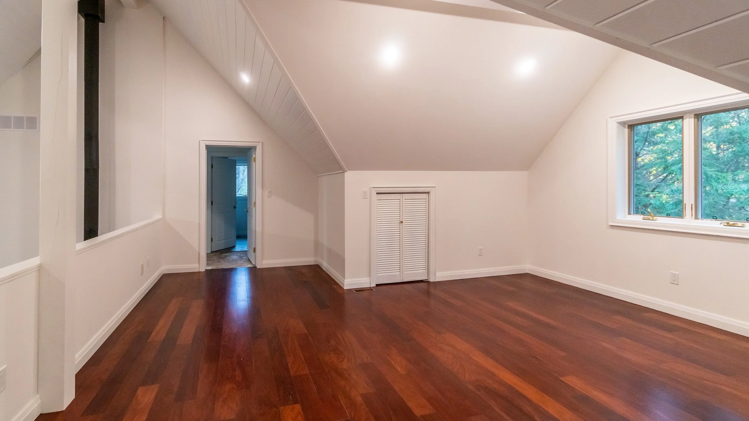 1009 Scotts Boat House-30.jpeg