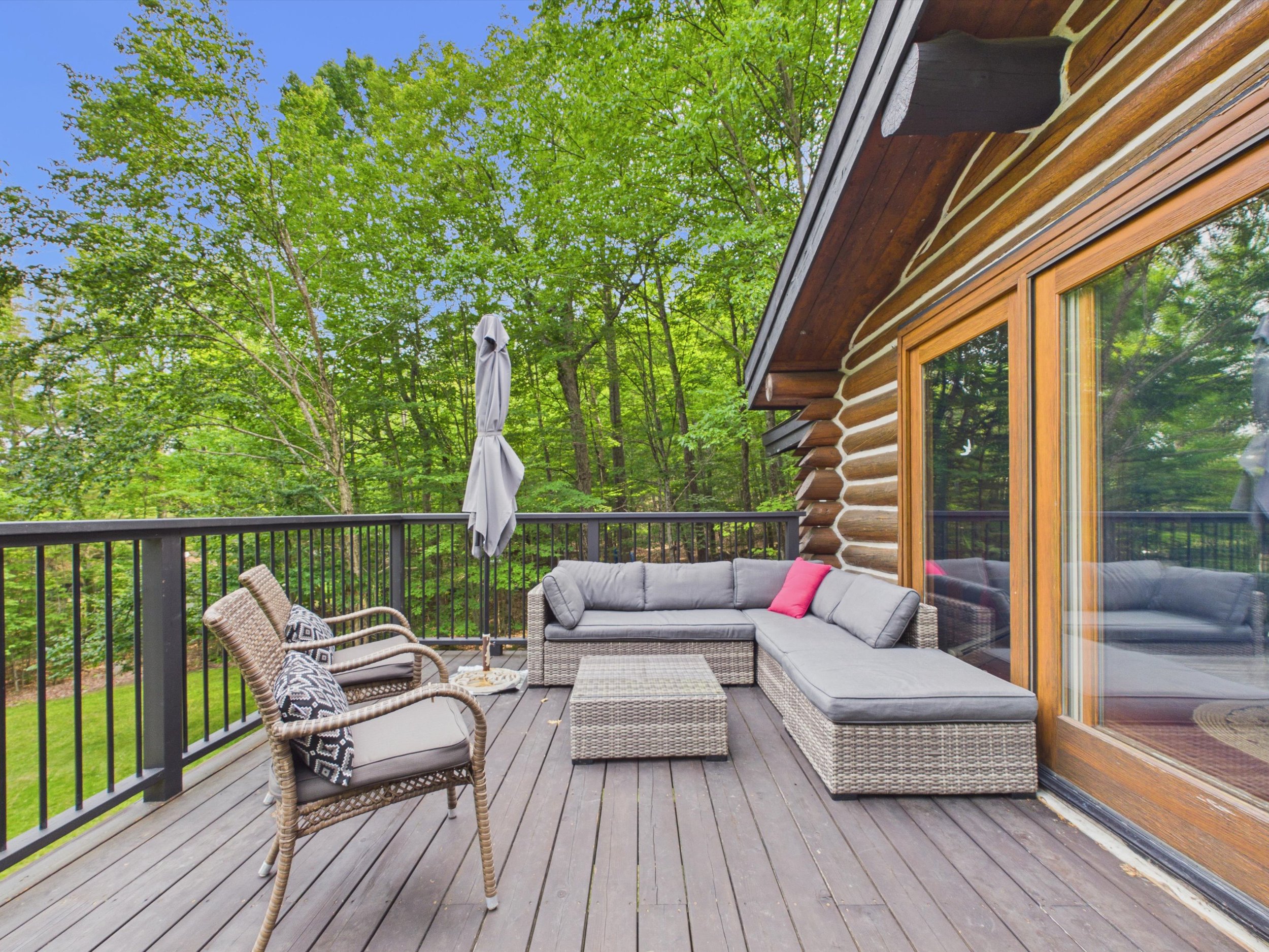 45-1054 Hilltop Crescent-36.jpg