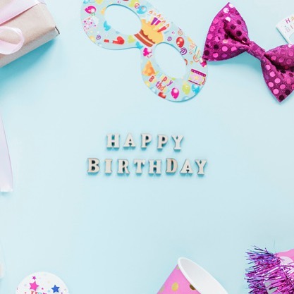 Do you have a birthday coming up or know someone who&rsquo;d love a photobooth at their birthday party? Tag them in the comments!! Book us today 📧 info@skylinephotobooth.ca #vancouver #vancouver_canada #vancouverbc #vancouverisland #vancouver_ig #va