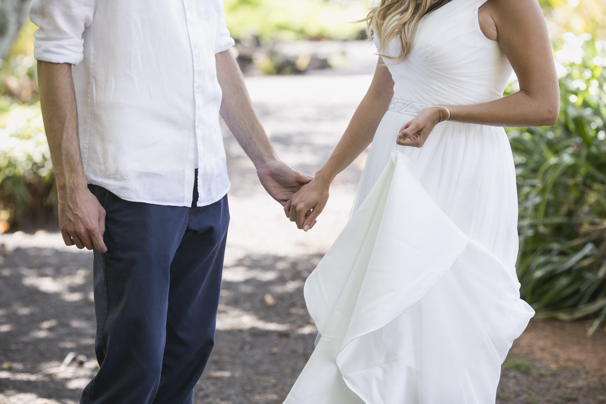 007_Laid_Back_Hawaiian_Beach_Wedding.jpg