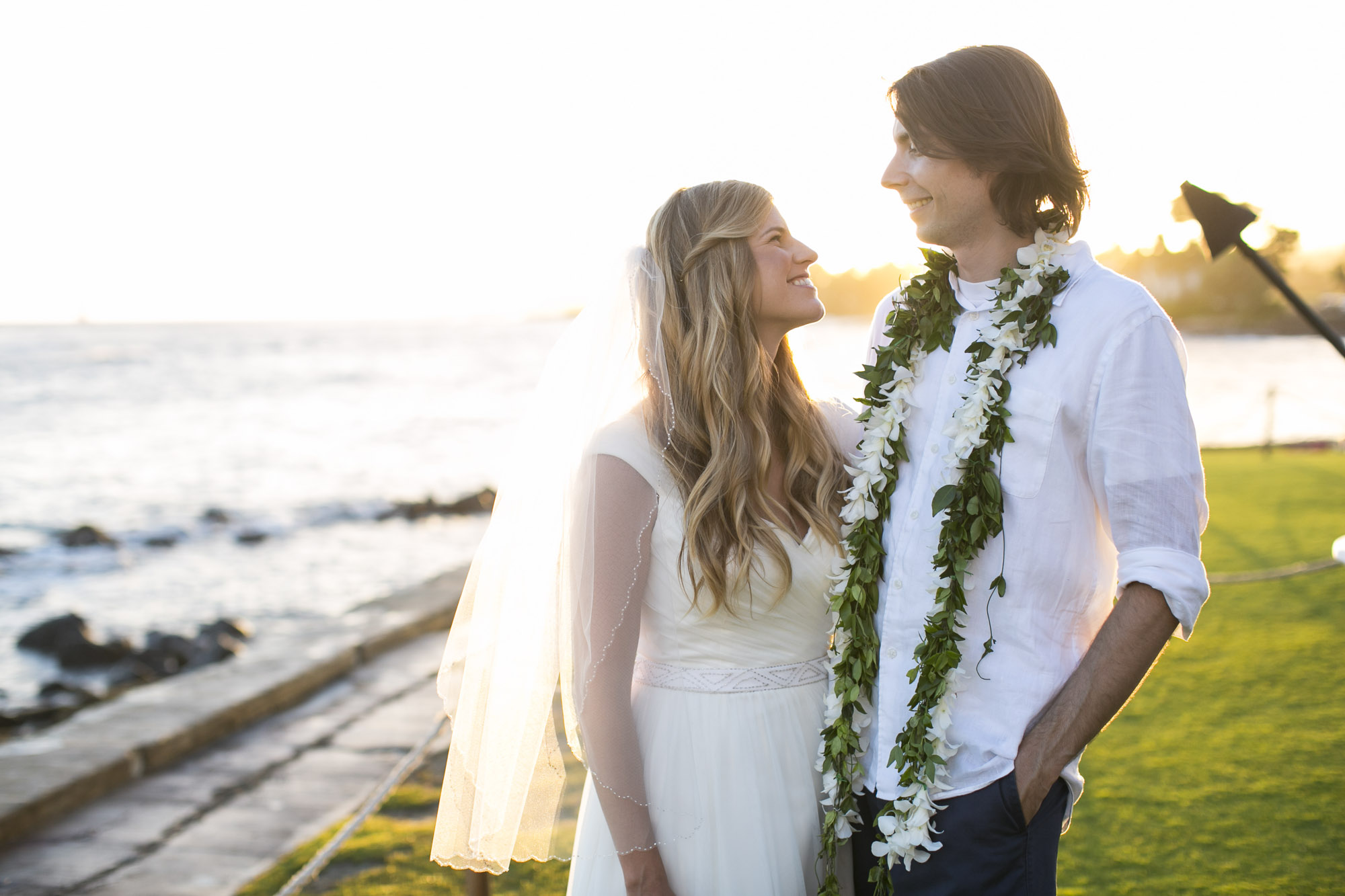 039_Laid_Back_Hawaiian_Beach_Wedding.jpg