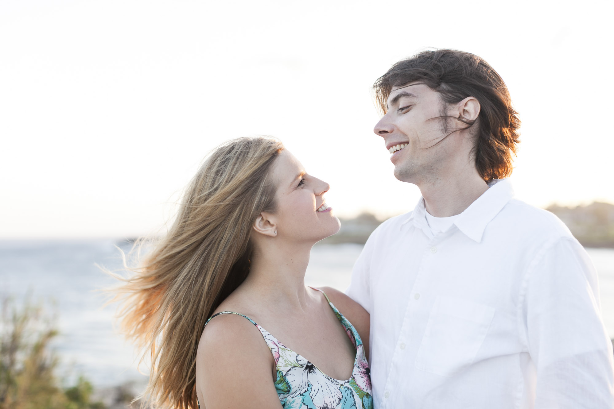 013_Epic_Cliff_Kauai_Beach_Engagement.jpg