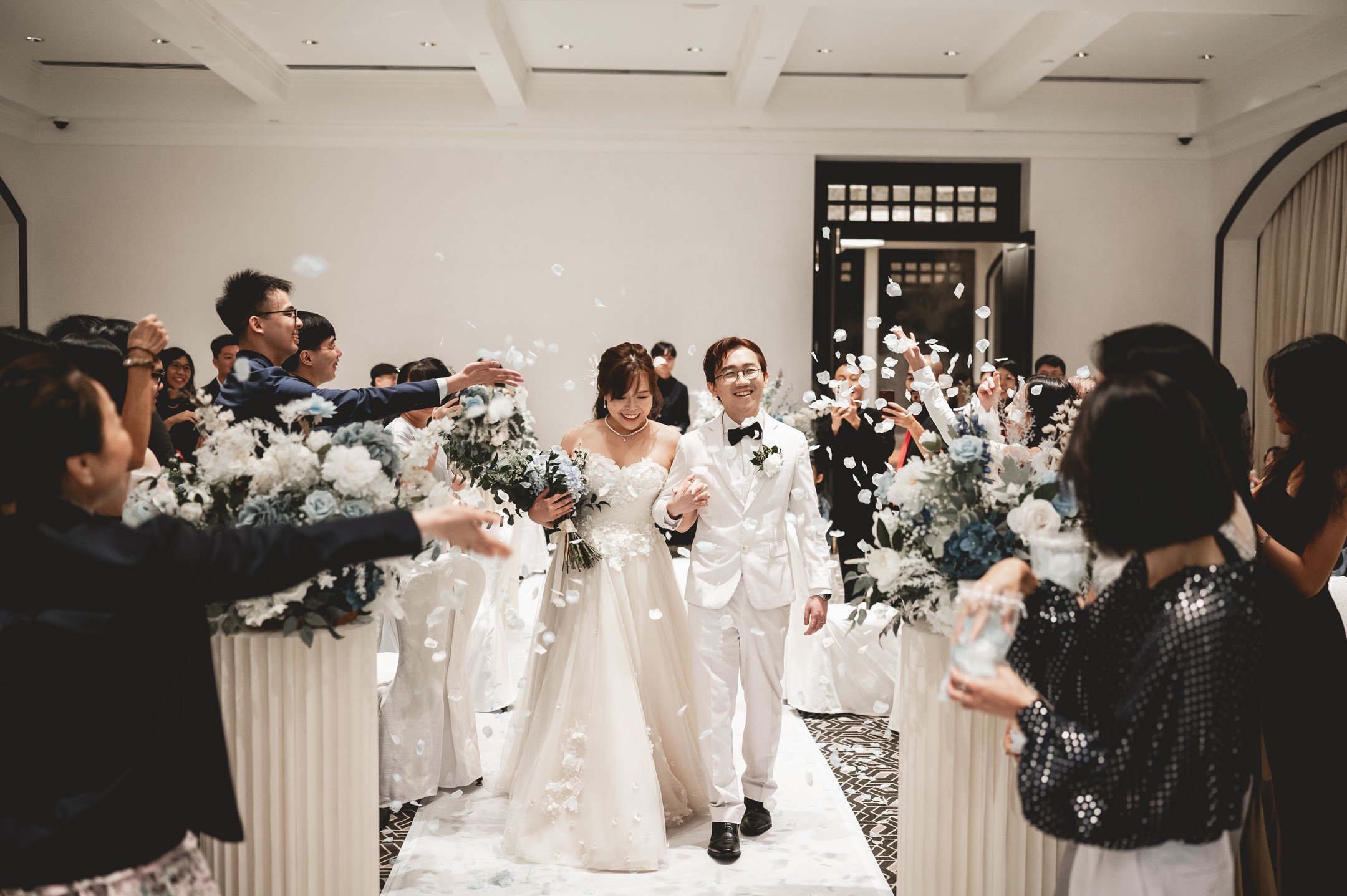 Cerebrating Dale&amp;Christie Wedding

Photo : Arsh @luvpersecond
Make Up @arieltistry @carchan.makeup 
For enquiry, contact us at +65 83990229
mail@luvpersecond.com
#singaporewedding #weddingphotography #sgwedding #singaporeprewedding #singaporewedd