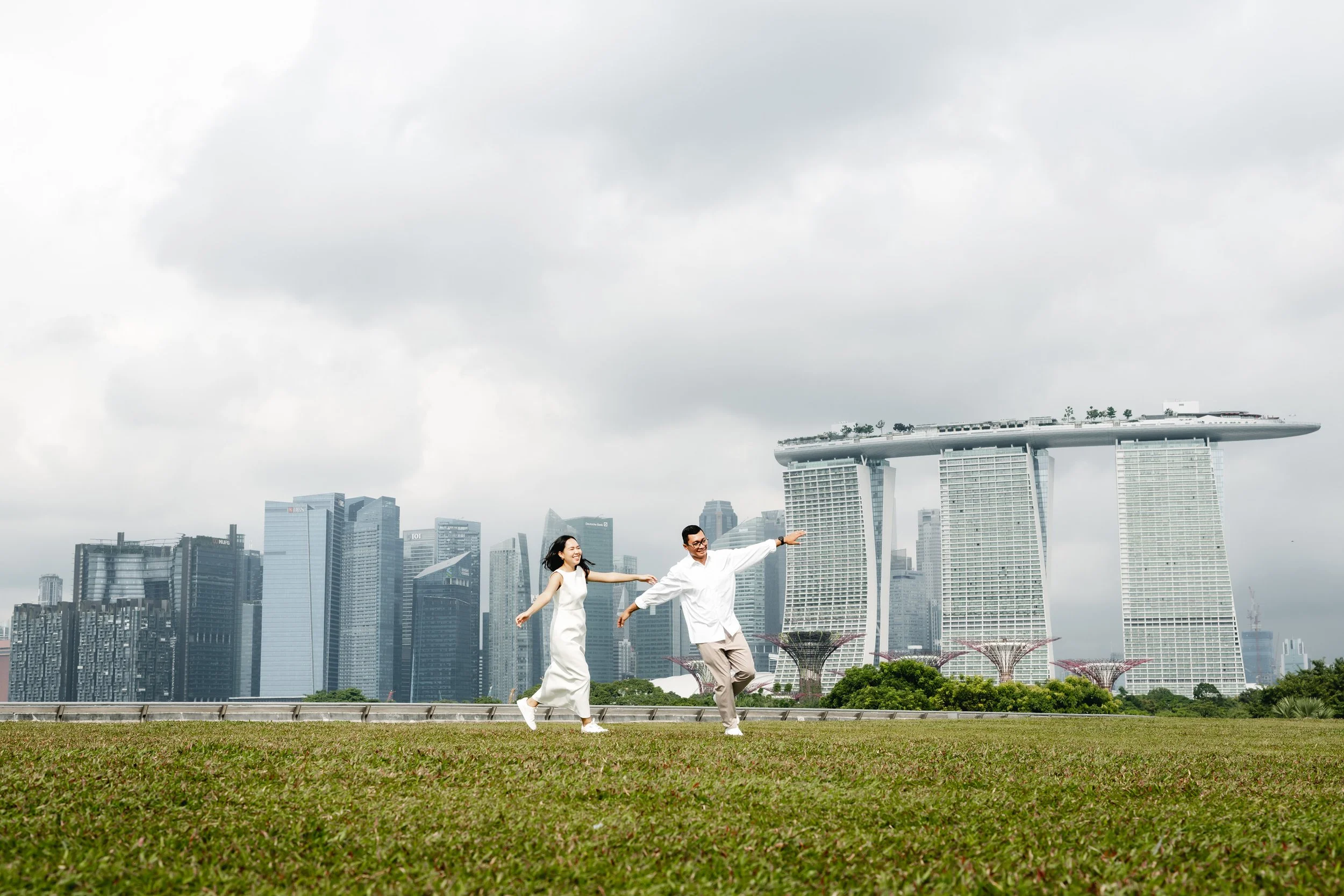 Pre Wedding Marina Barrage 00001.jpg