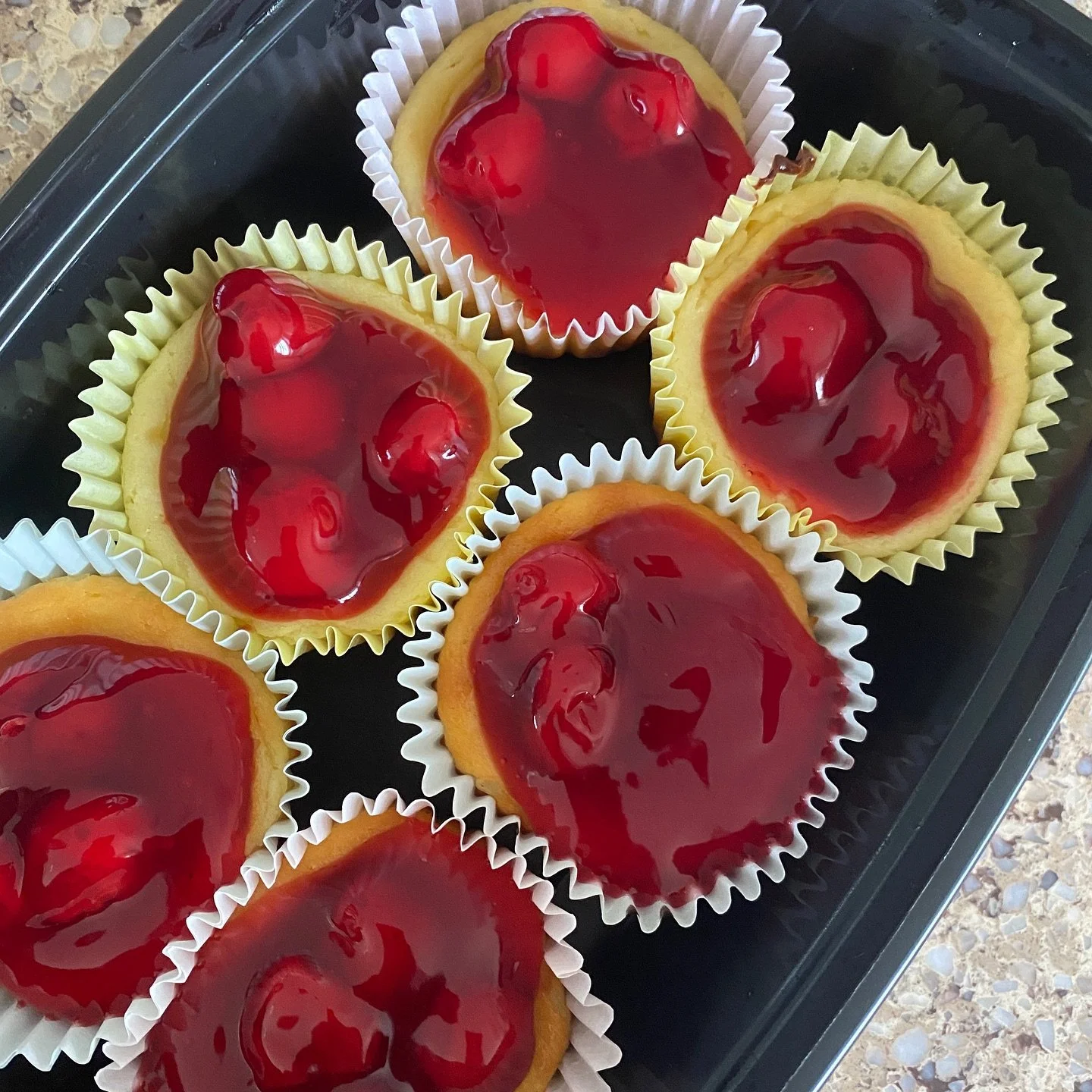 💭Memory Lane 

🍒Mom brought over these petite cherry cheesecakes and taking a bite of these brought back a flood of memories!

💕THIS is where my passion for desserts and baking truly began. As a kid, I helped my mom bake countless cheesecakes for 