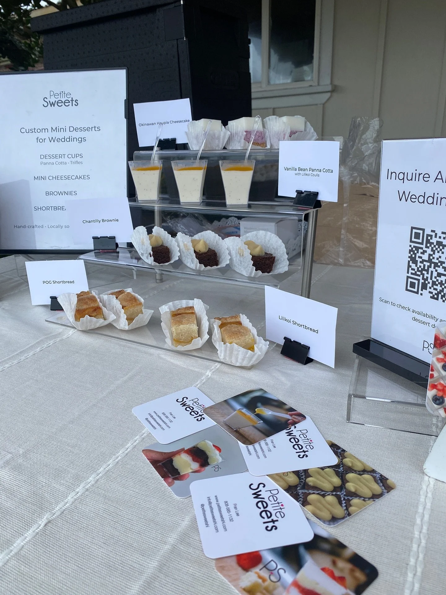 🤍What a beautiful day at the wedding showcase. Mahalo to Cat @hawaiipoloweddings for your hard work in putting it together! Special shout-out to Shannon @flawlesshawaiiweddings for the invite! 💕

👥Connecting with so many talented vendors and seein