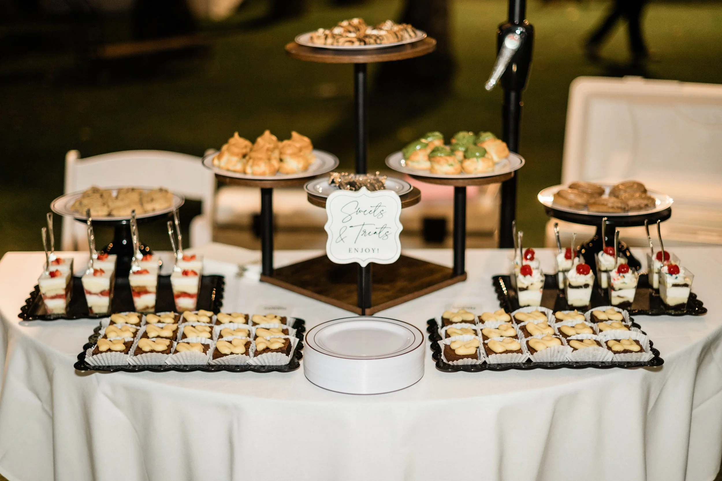 custom dessert table for Oahu wedding